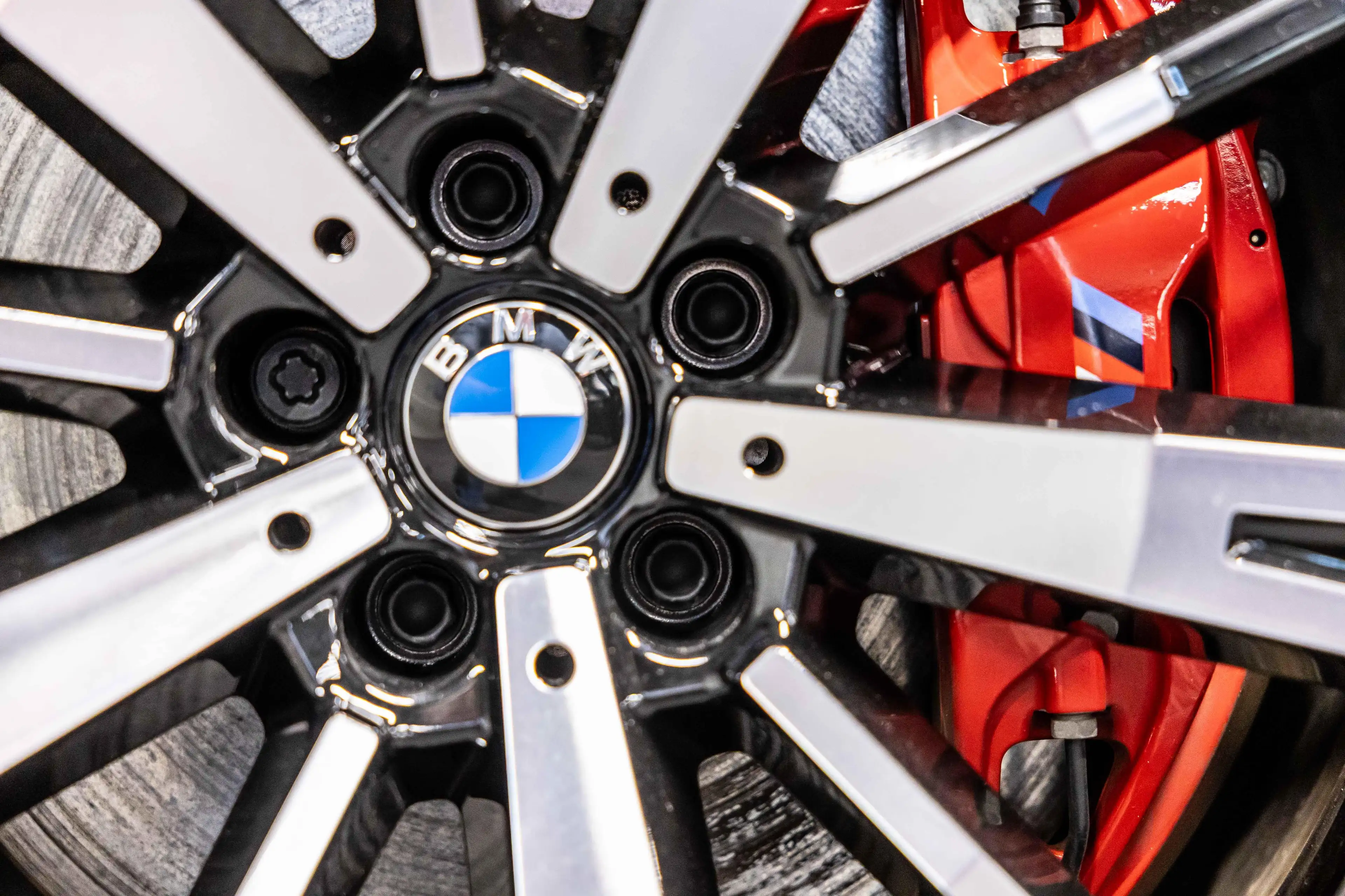BMW i5 eDrive40 Touring M Sport PRO | PANO | — photo 10