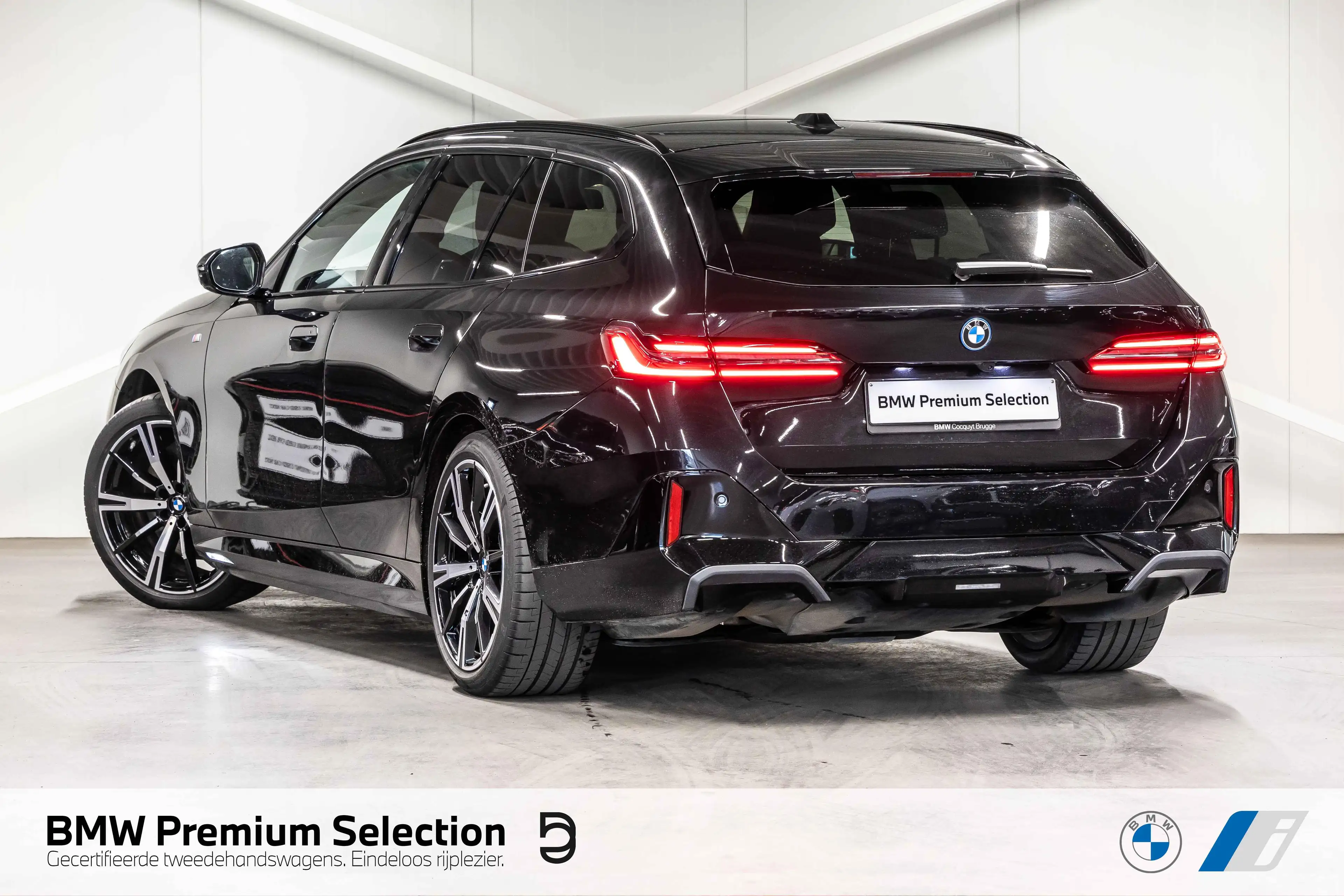 BMW i5 eDrive40 Touring M Sport PRO | PANO | — photo 5