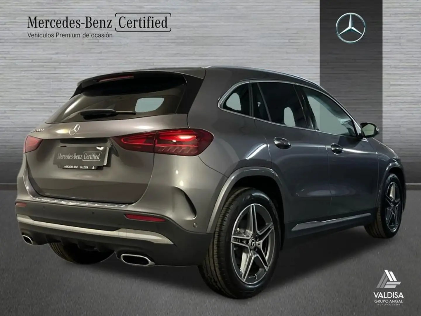 Mercedes-Benz GLA 200 d - 2
