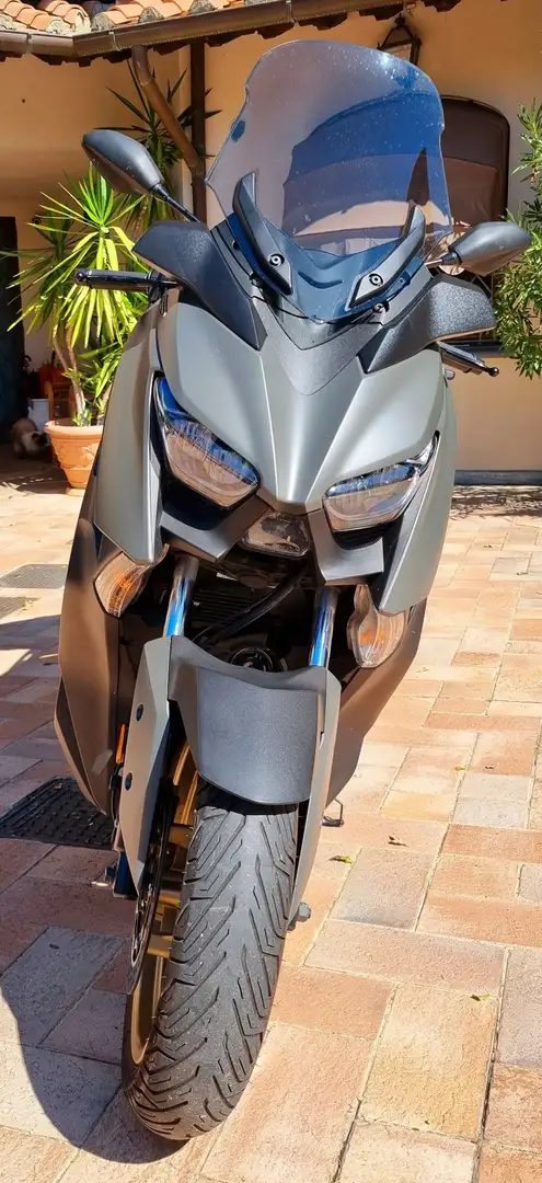 Yamaha X-Max 400 TECH-MAX Negro - 1