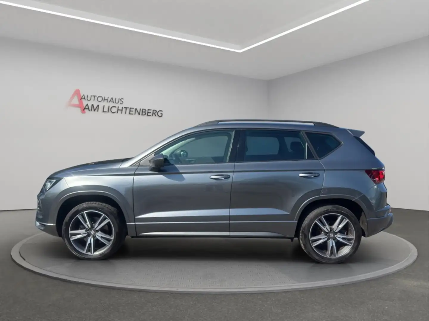 SEAT Ateca FR 2.0 TDI 7-Gang DSG LED+NAVI+PDC+KAMERA+KEYLESS+ Grau - 2