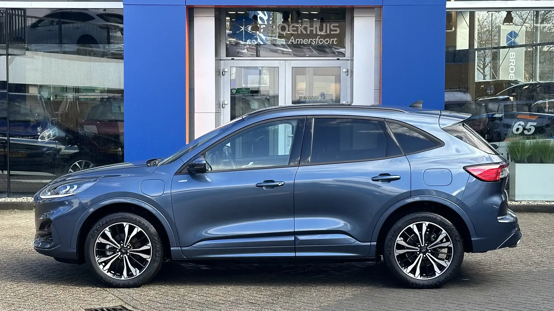 Ford Kuga 2.5 PHEV ST-Line 225PK | 19" lichtmetalen velgen | Blauw - 2