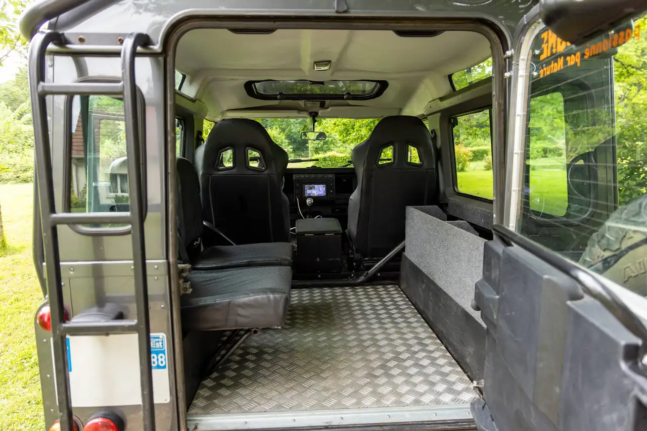 Land Rover Defender 90 Defender TD5 Tomb Raider, foto 6