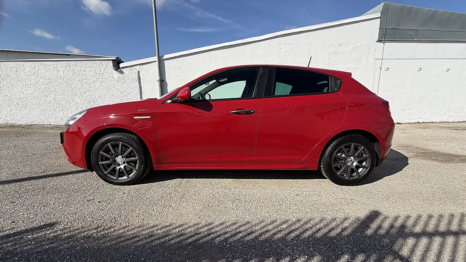 Alfa Romeo Giulietta 1.4 TB Sprint NOVITEC | Erstbesitz Rot - 2