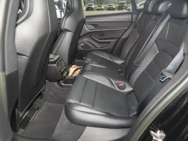Porsche Taycan 4S Sport Turismo Ansicht 11