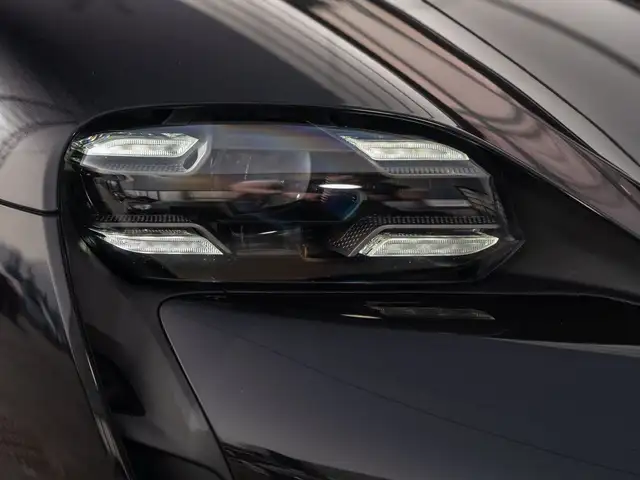 Porsche Taycan 4S Sport Turismo Ansicht 16