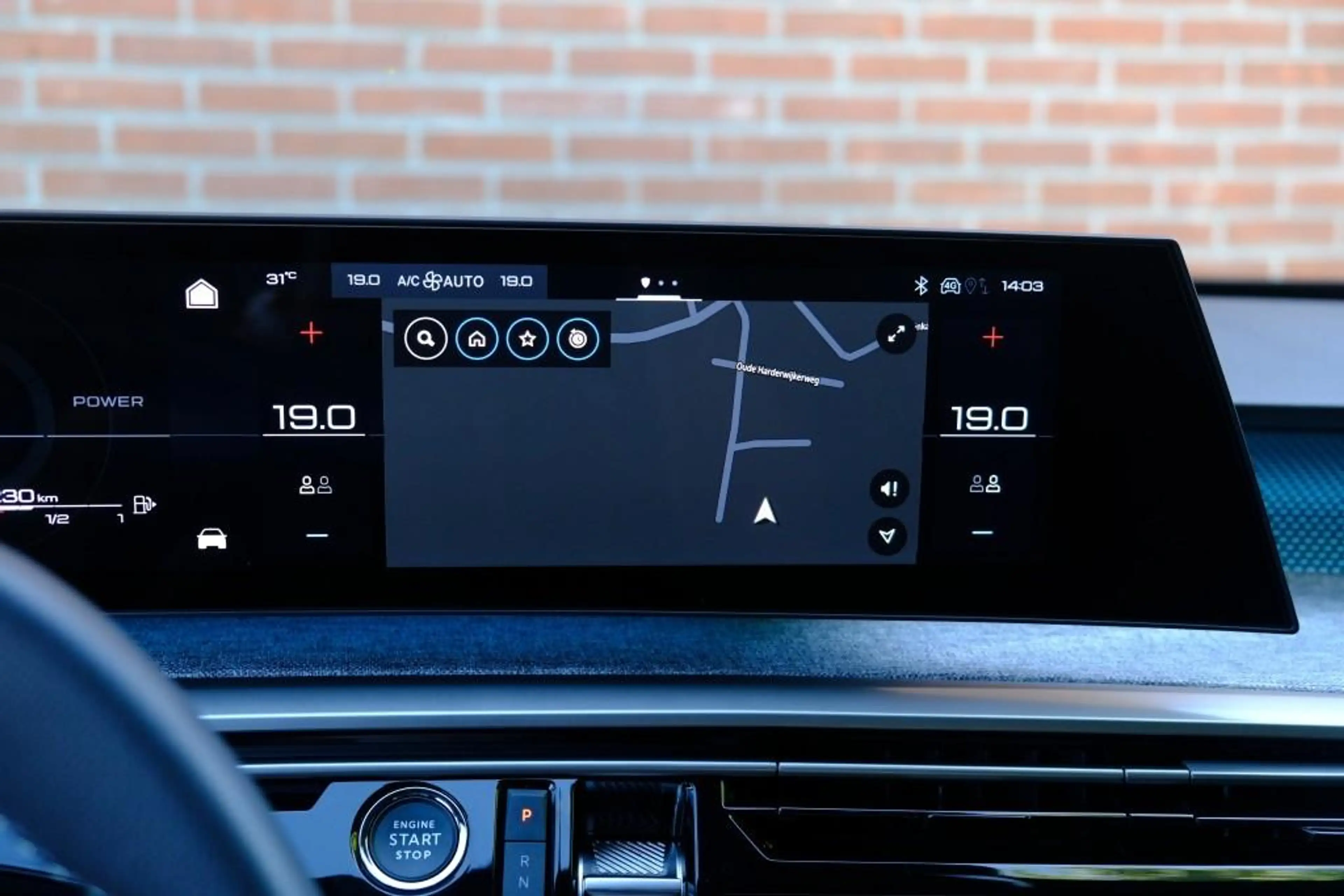 Peugeot 3008 1.2 Hybrid 145pk e-DCS6 GT | Navi | App Connect | — photo 15