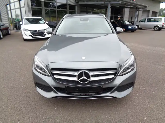 Mercedes-Benz C-Class view 2