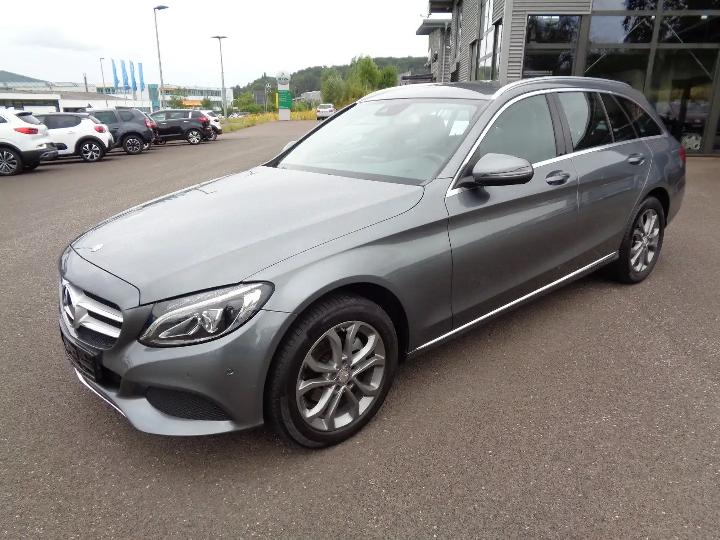 Mercedes-Benz C 180 T Avantgarde,Automatik,LED,Navi, Grau - 1