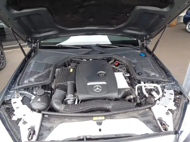 Mercedes-Benz C-Class view 15