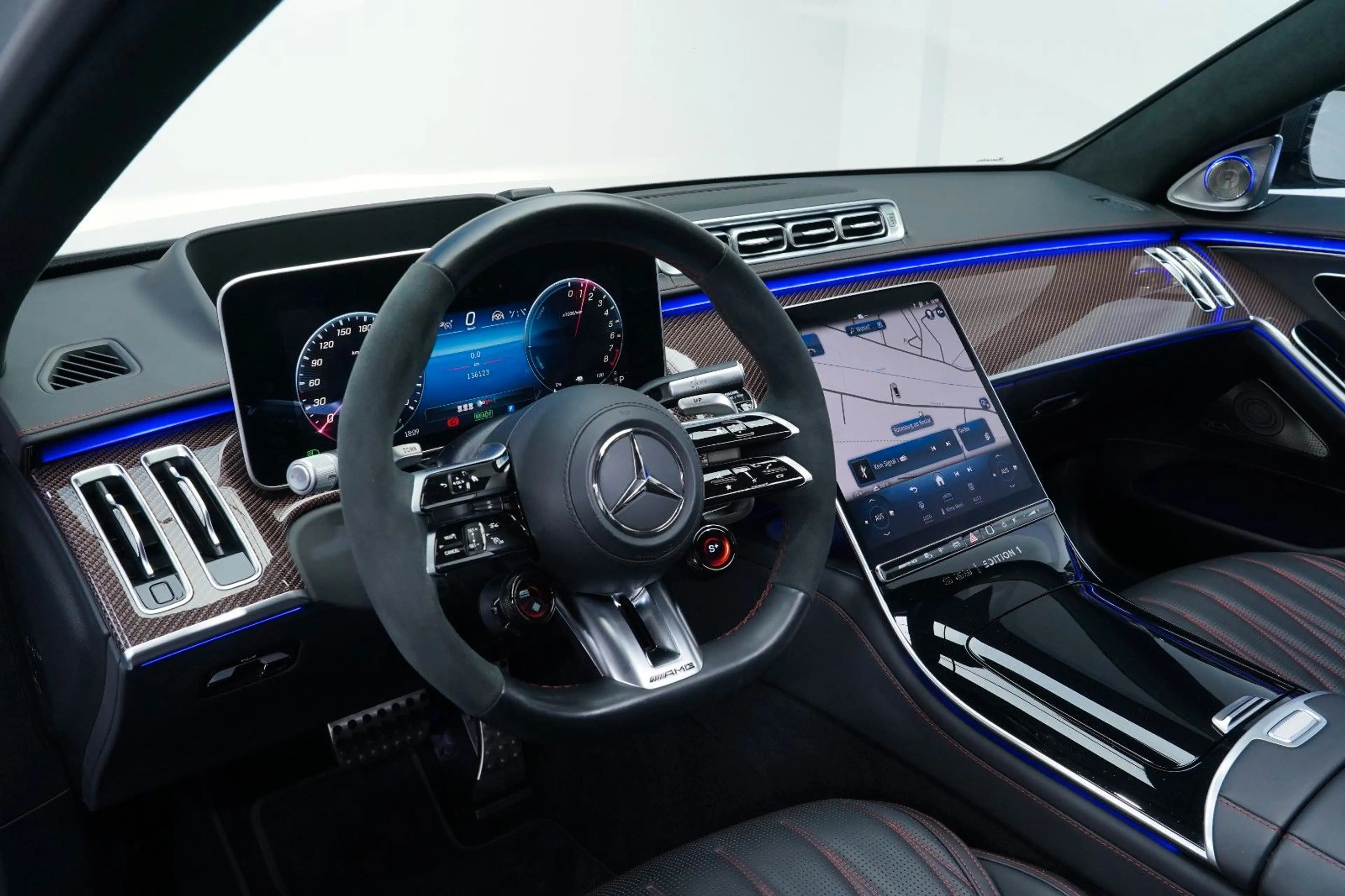 Mercedes-Benz S 63 AMG E 4Matic+ L EDITION1/BURMESTER4D®/ — photo 15