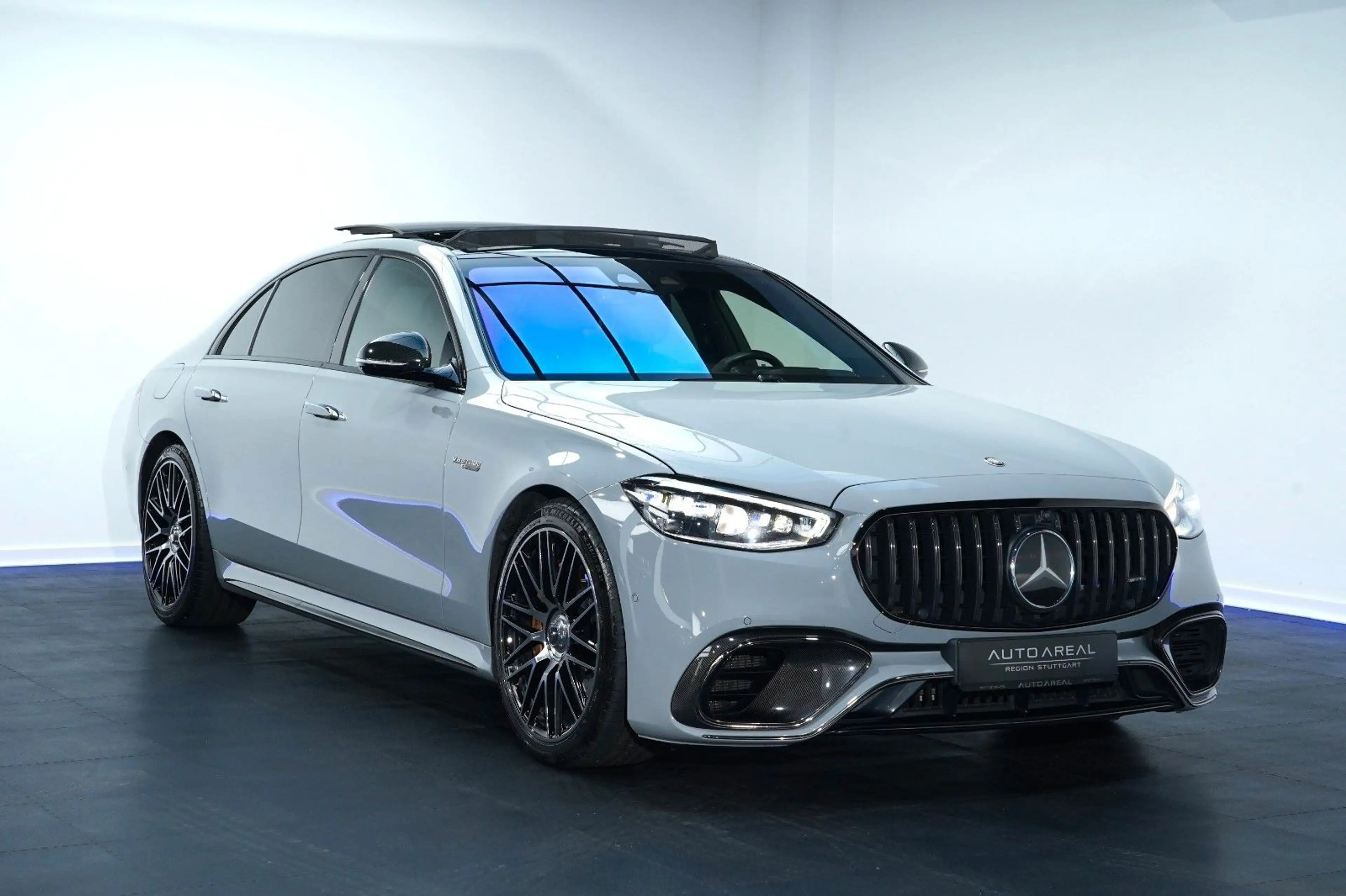 Mercedes-Benz S 63 AMG E 4Matic+ L EDITION1/BURMESTER4D®/ — photo 3