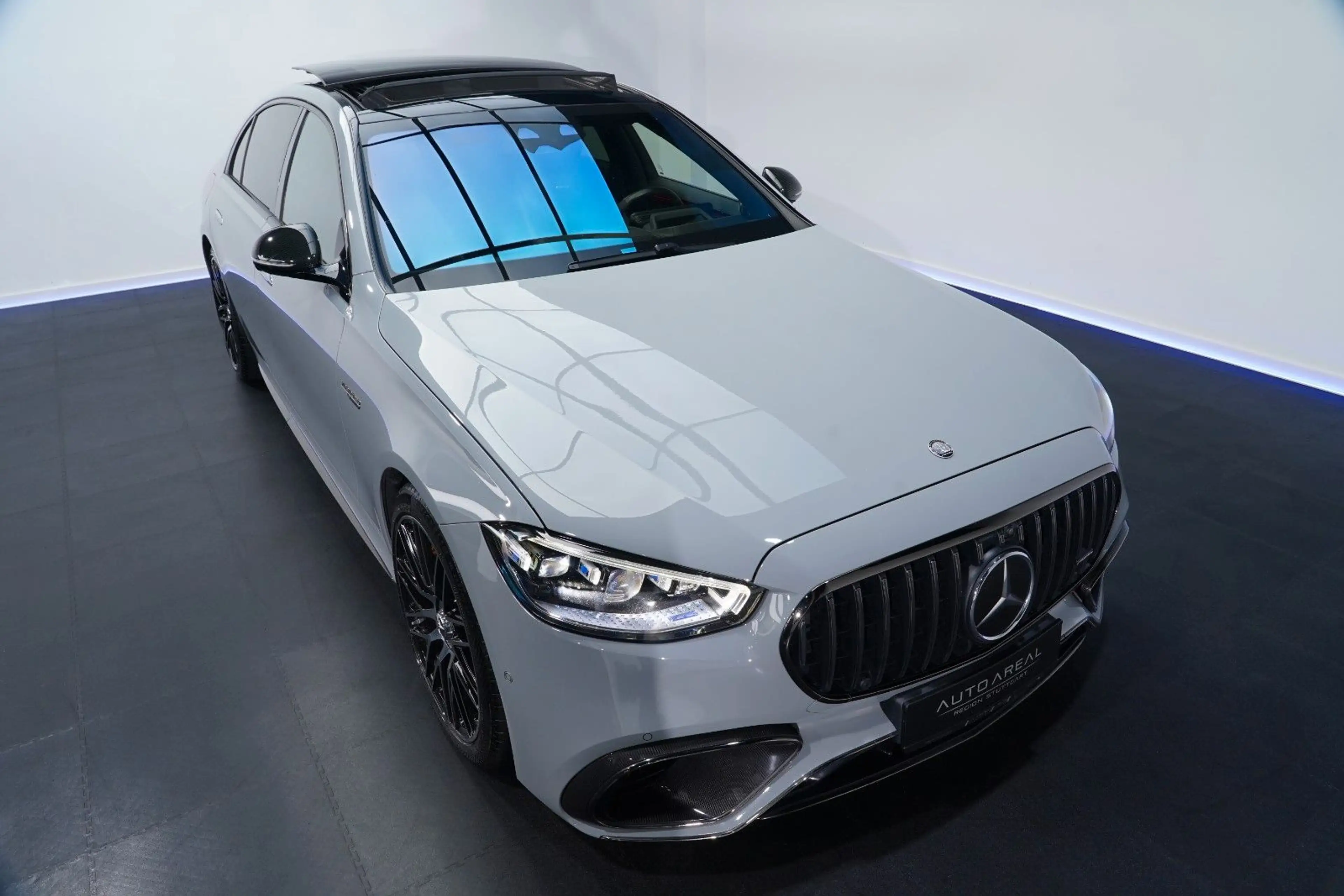 Mercedes-Benz S 63 AMG E 4Matic+ L EDITION1/BURMESTER4D®/ — photo 11
