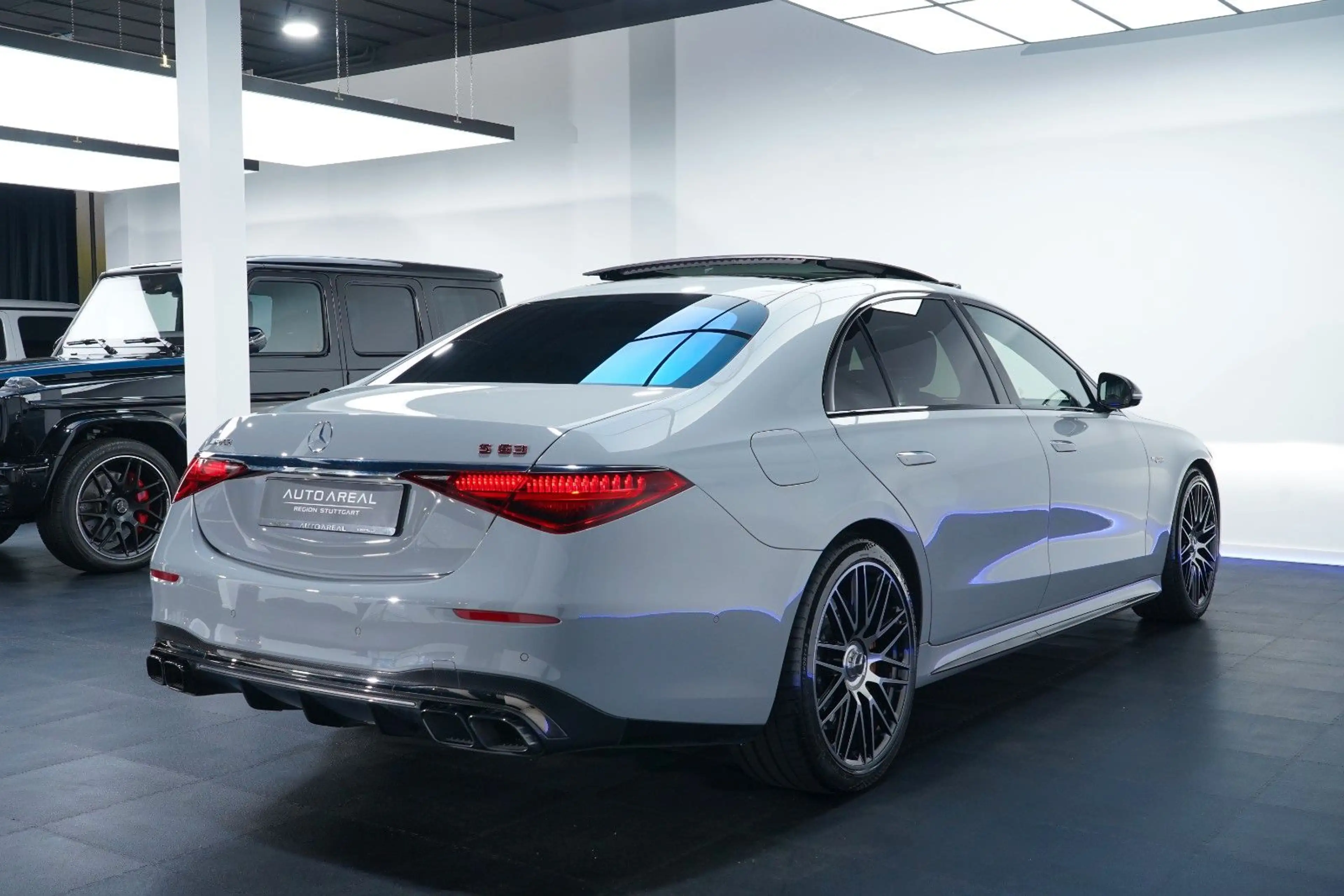 Mercedes-Benz S 63 AMG E 4Matic+ L EDITION1/BURMESTER4D®/ — photo 2