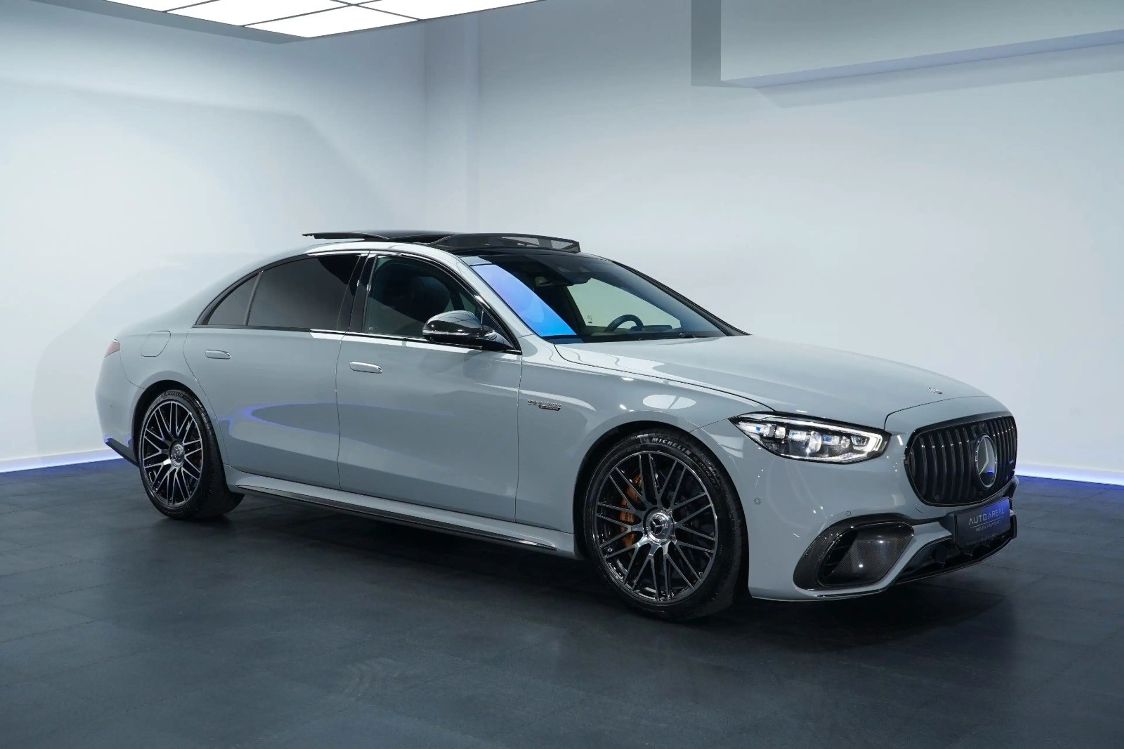 Mercedes-Benz S 63 AMG E 4Matic+ L EDITION1/BURMESTER4D®/ — photo 6