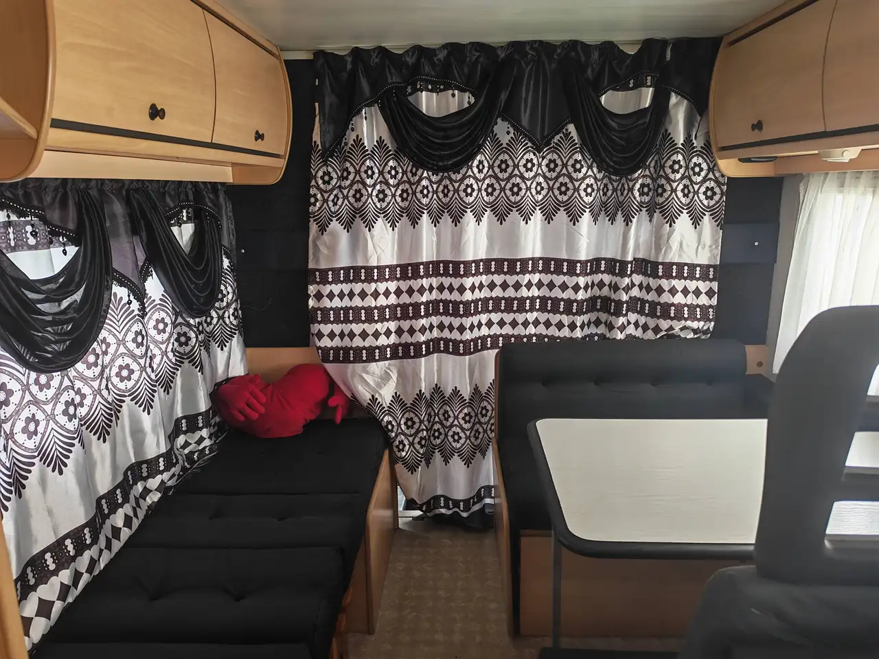 Ford Transit 190 2.5 Turbo, foto 12