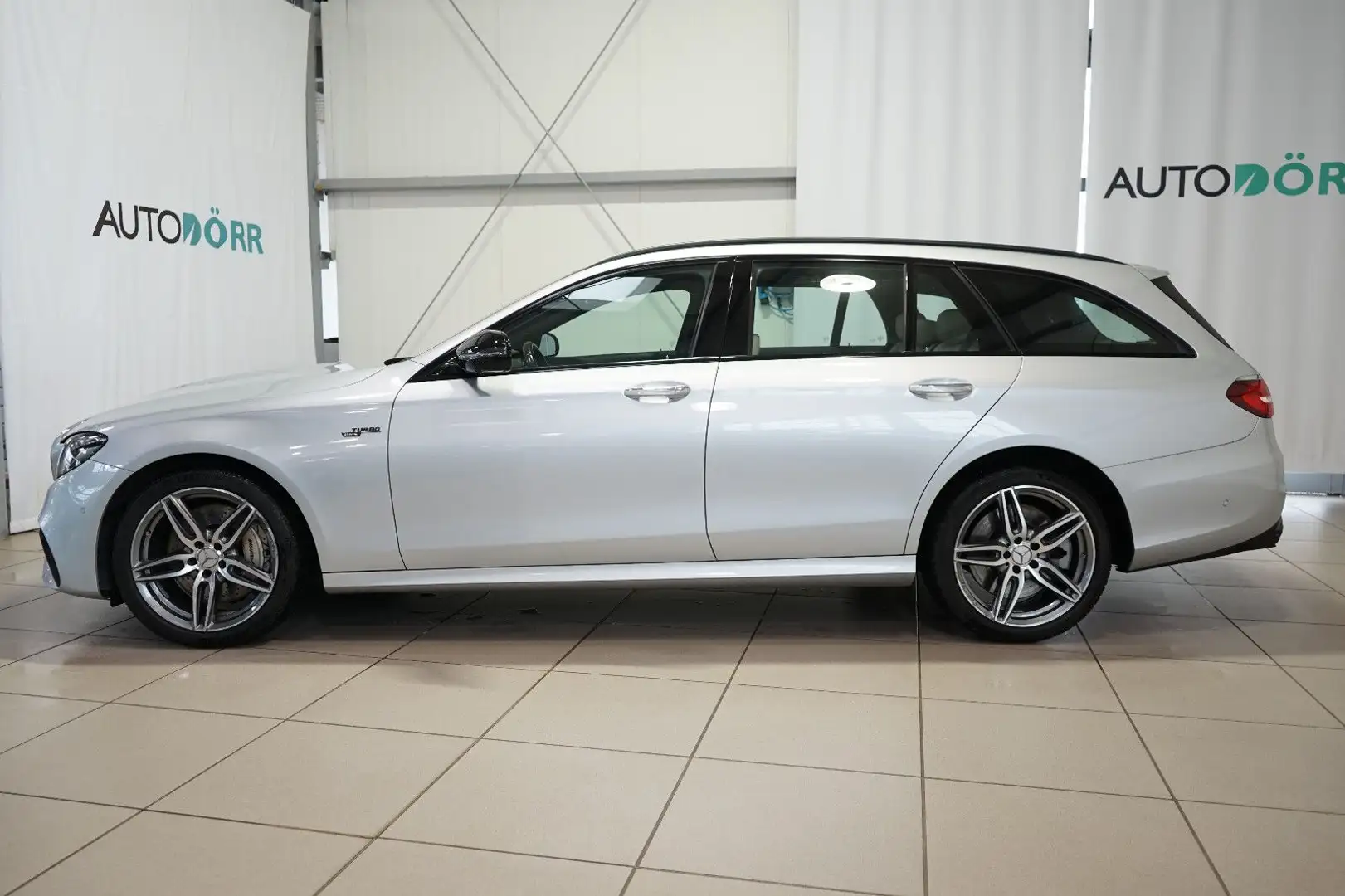 Mercedes-Benz E 53 AMG E53 AMG T 4M+ Night+Sportabgas.+Pano+Sitzklima Argent - 2