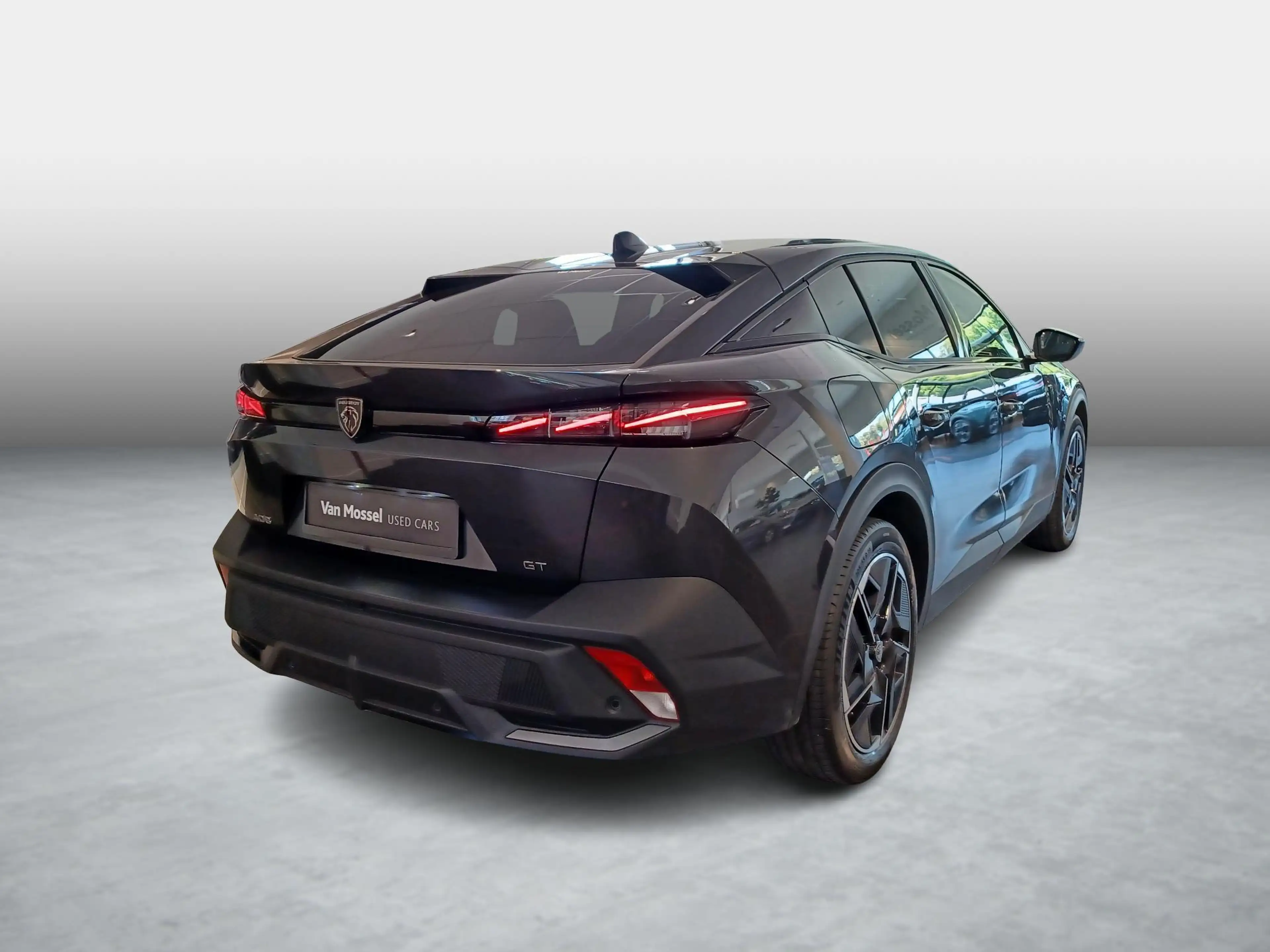 Peugeot 408 1.2 PureTech 130 S&S EAT8 GT — photo 5