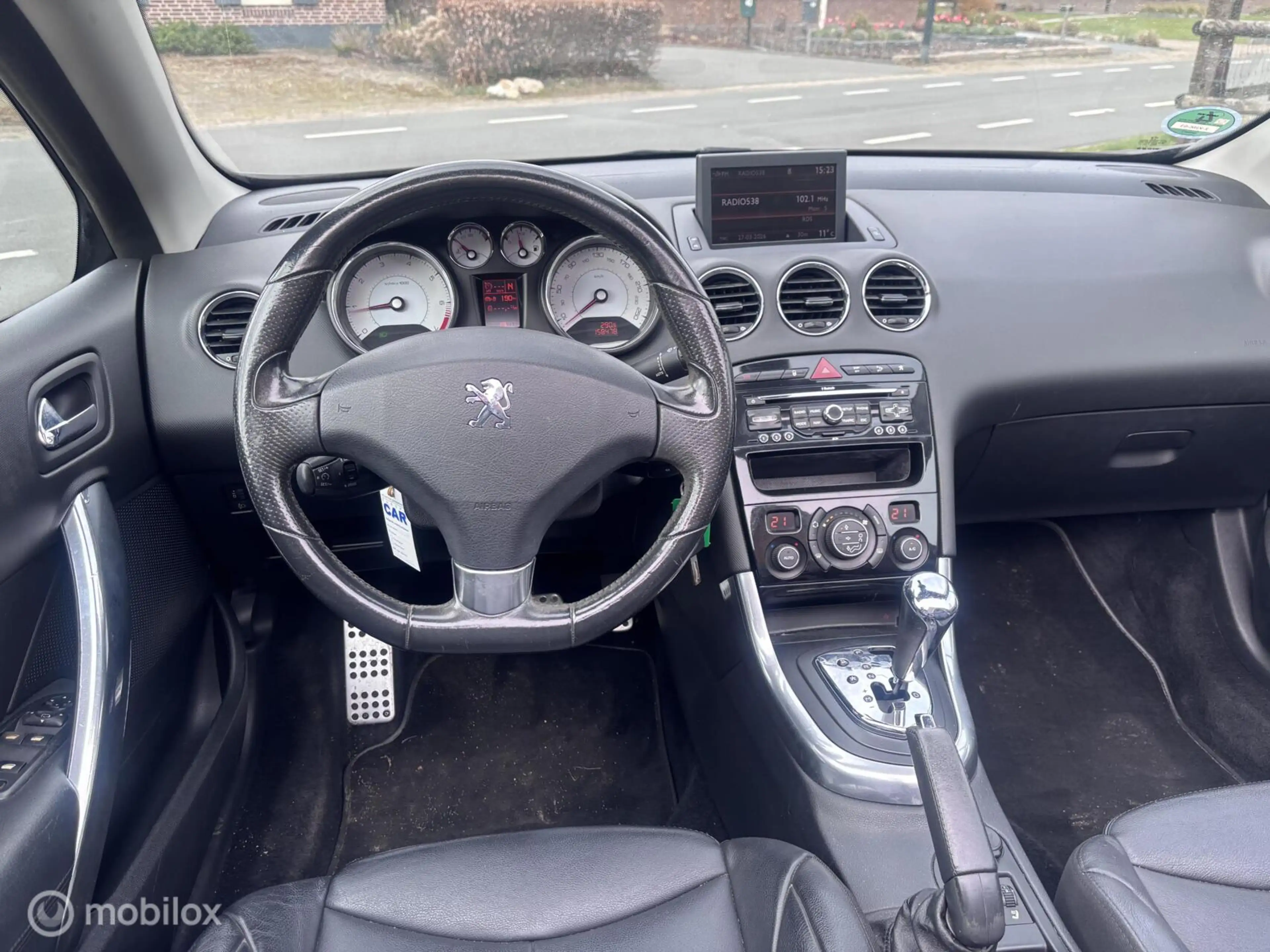Peugeot 308 CC 1.6 THP Feline AUTOMAAT LEER NIEUWE APK BEURT — photo 5
