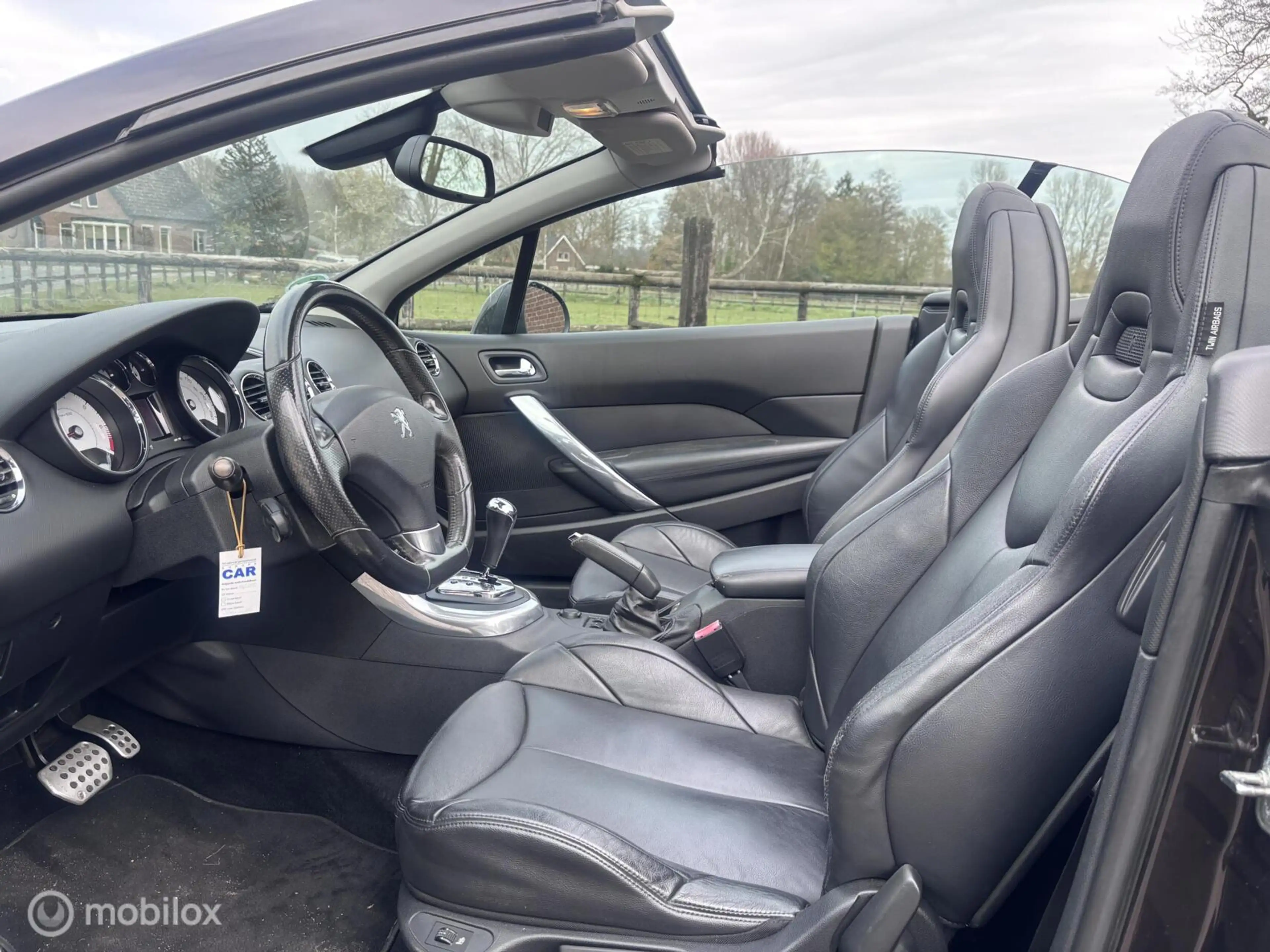 Peugeot 308 CC 1.6 THP Feline AUTOMAAT LEER NIEUWE APK BEURT — photo 9