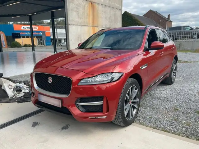 Jaguar F-Pace