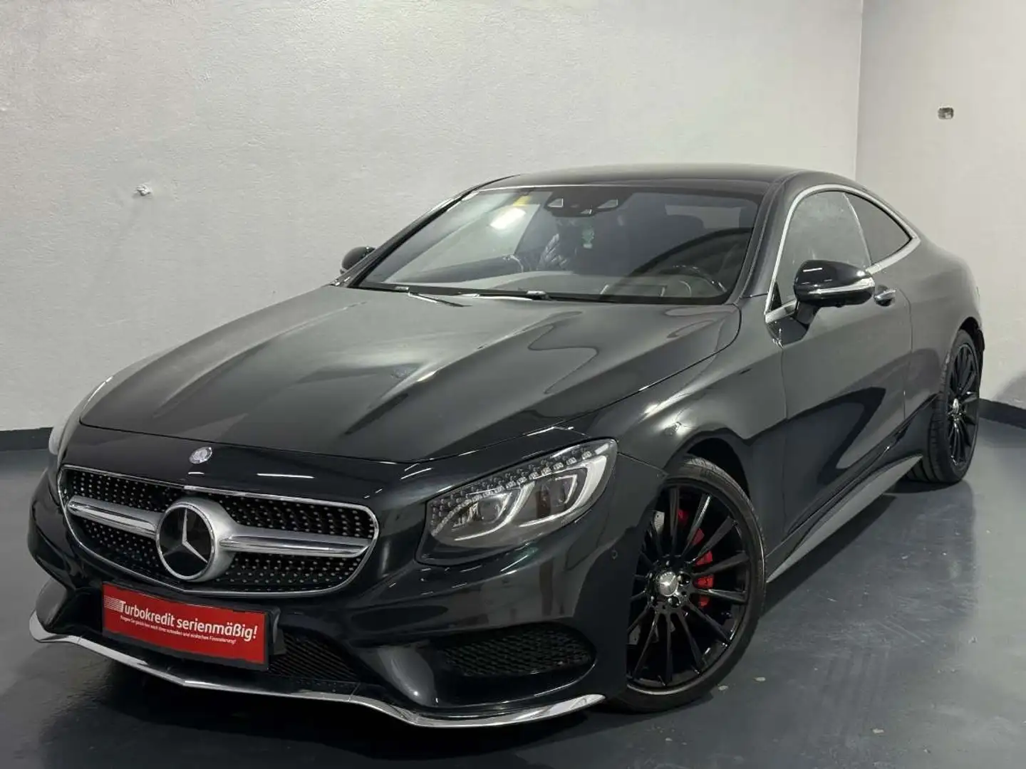 Mercedes-Benz S 500 4MATIC Coupe Aut. *DESIGNO* *SWAROVSKI* *MASSAG... Schwarz - 1