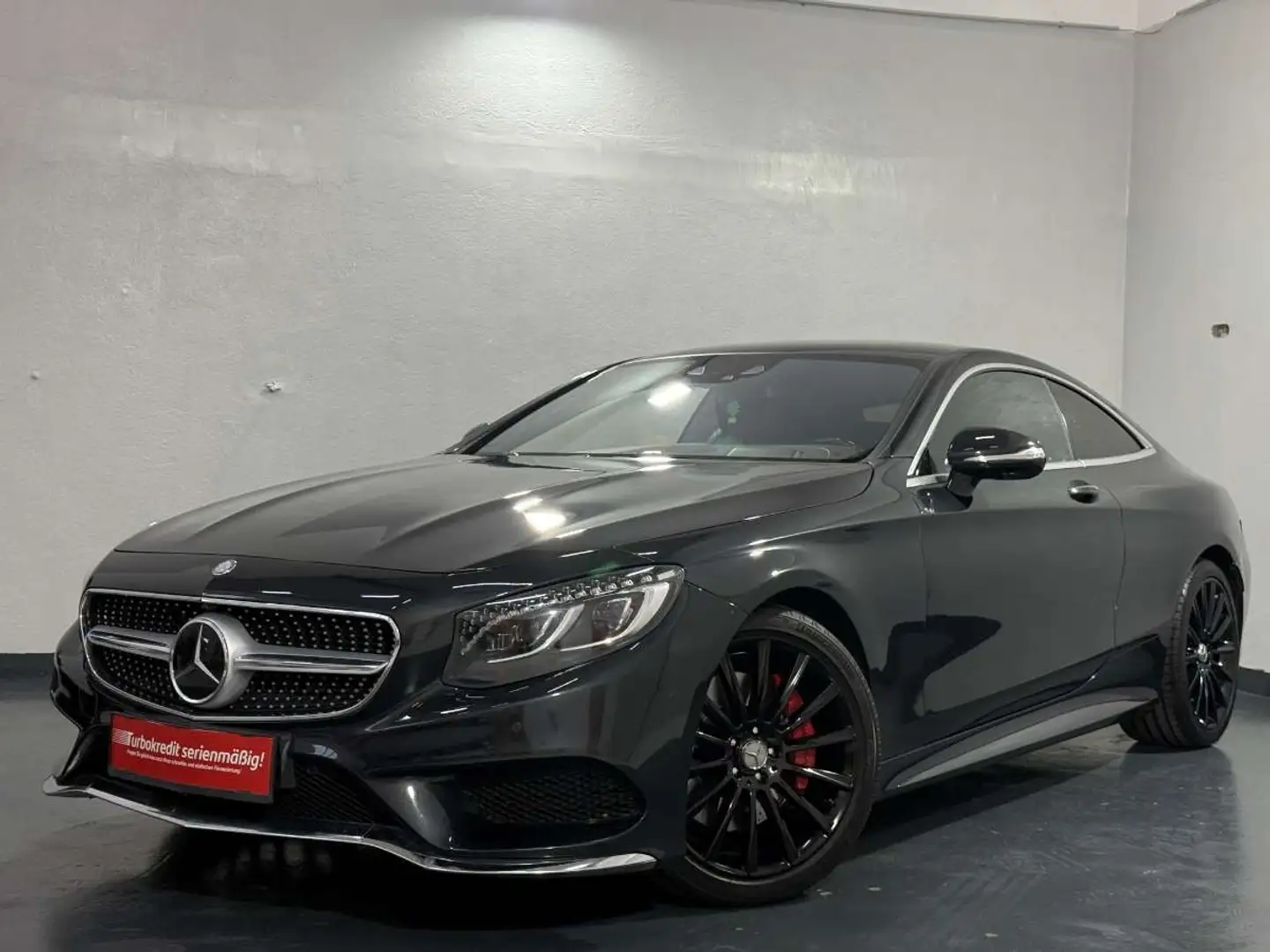 Mercedes-Benz S 500 4MATIC Coupe Aut. *DESIGNO* *SWAROVSKI* *MASSAG... Schwarz - 2