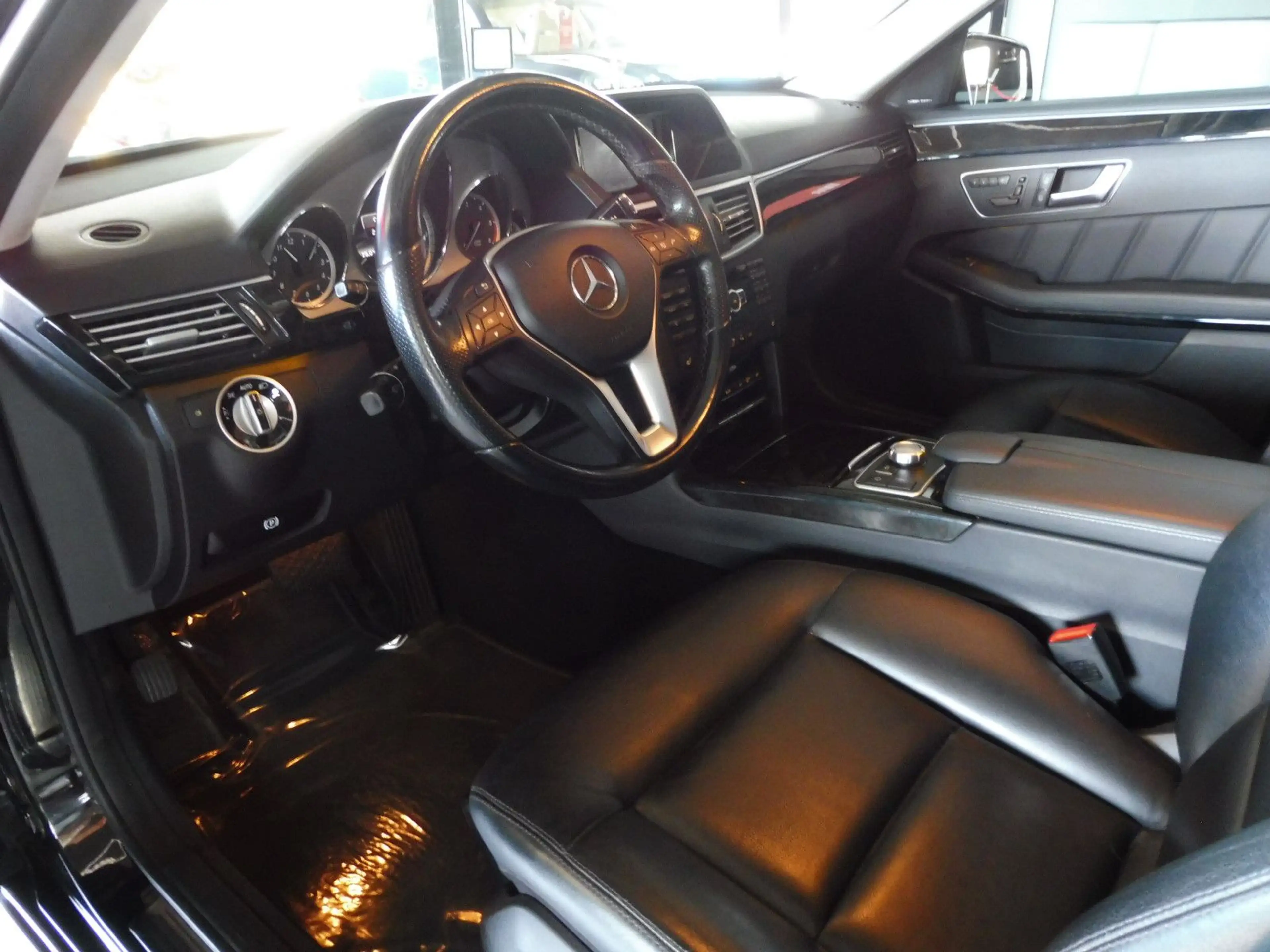 Mercedes-Benz E 250 CDI BlueEfficiency — photo 11
