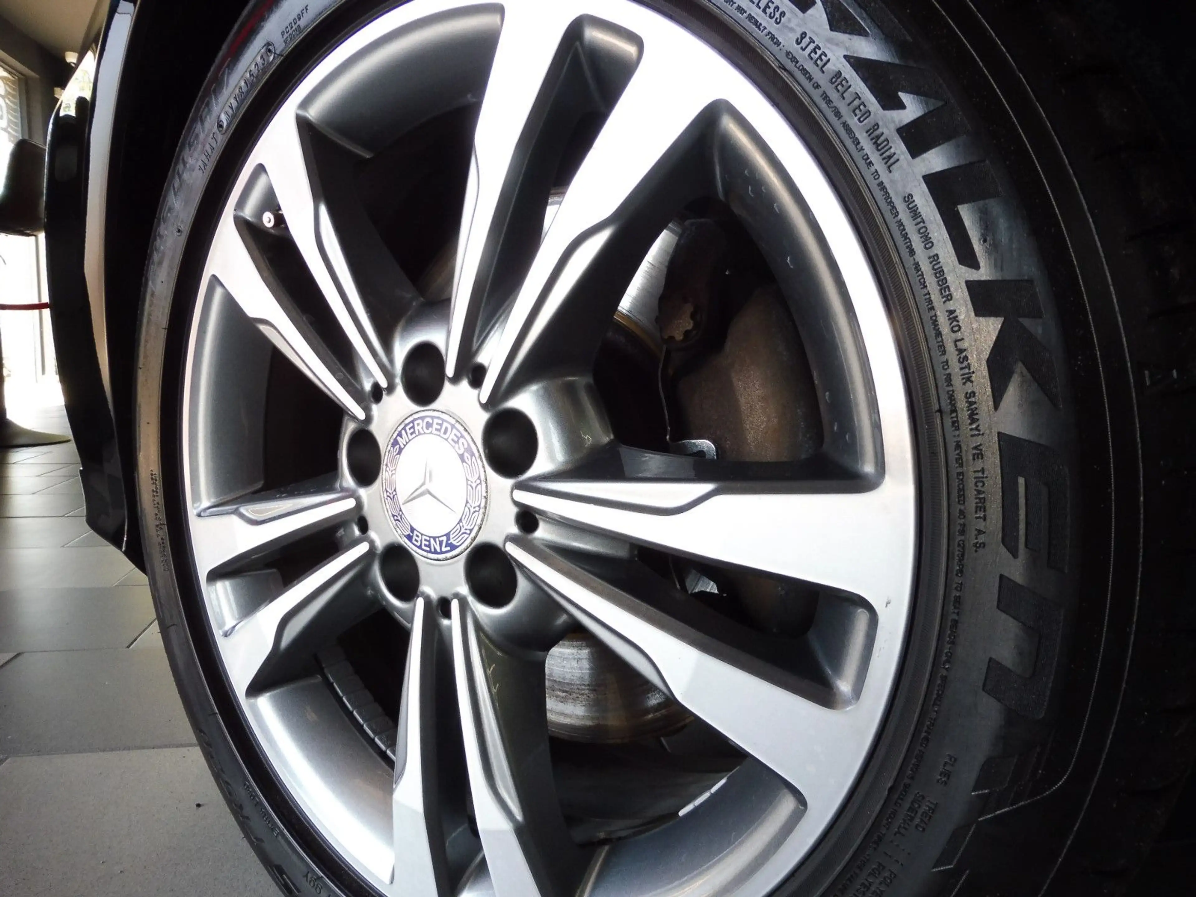 Mercedes-Benz E 250 CDI BlueEfficiency — photo 10