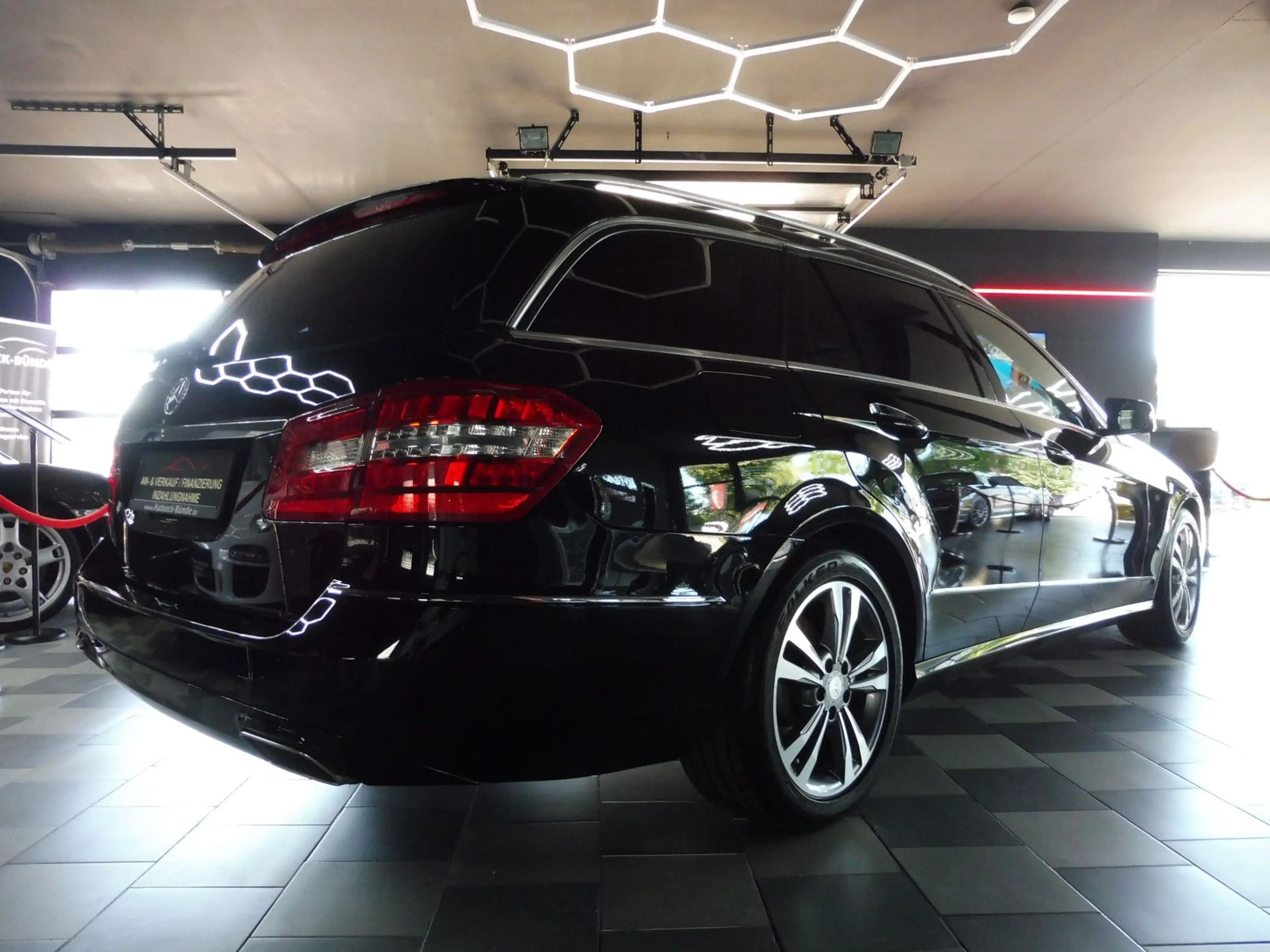 Mercedes-Benz E 250 CDI BlueEfficiency — photo 6