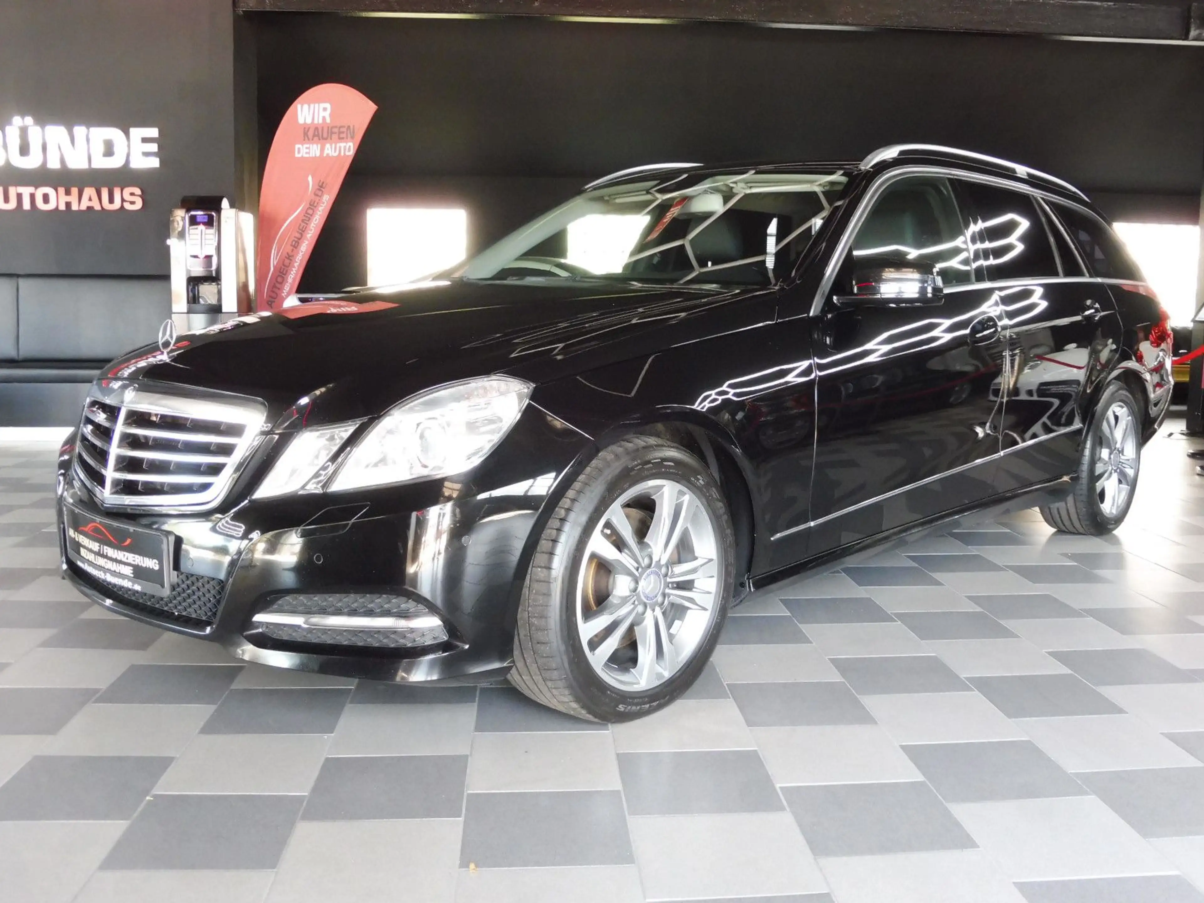 Mercedes-Benz E 250 CDI BlueEfficiency — photo 2