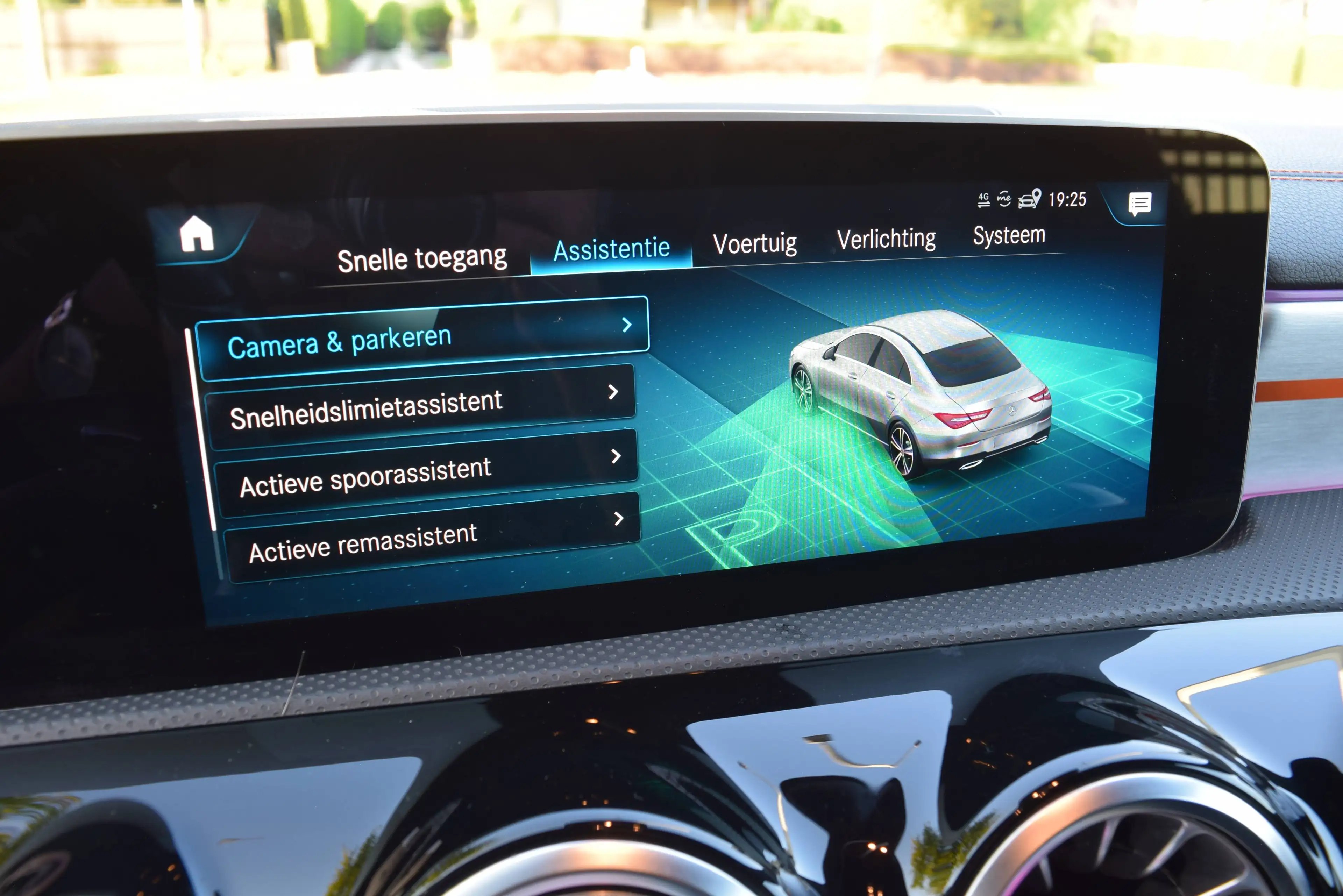 Mercedes-Benz CLA 180 /AMG LINE/EDITION/1st Owner/GARANTIE — photo 15