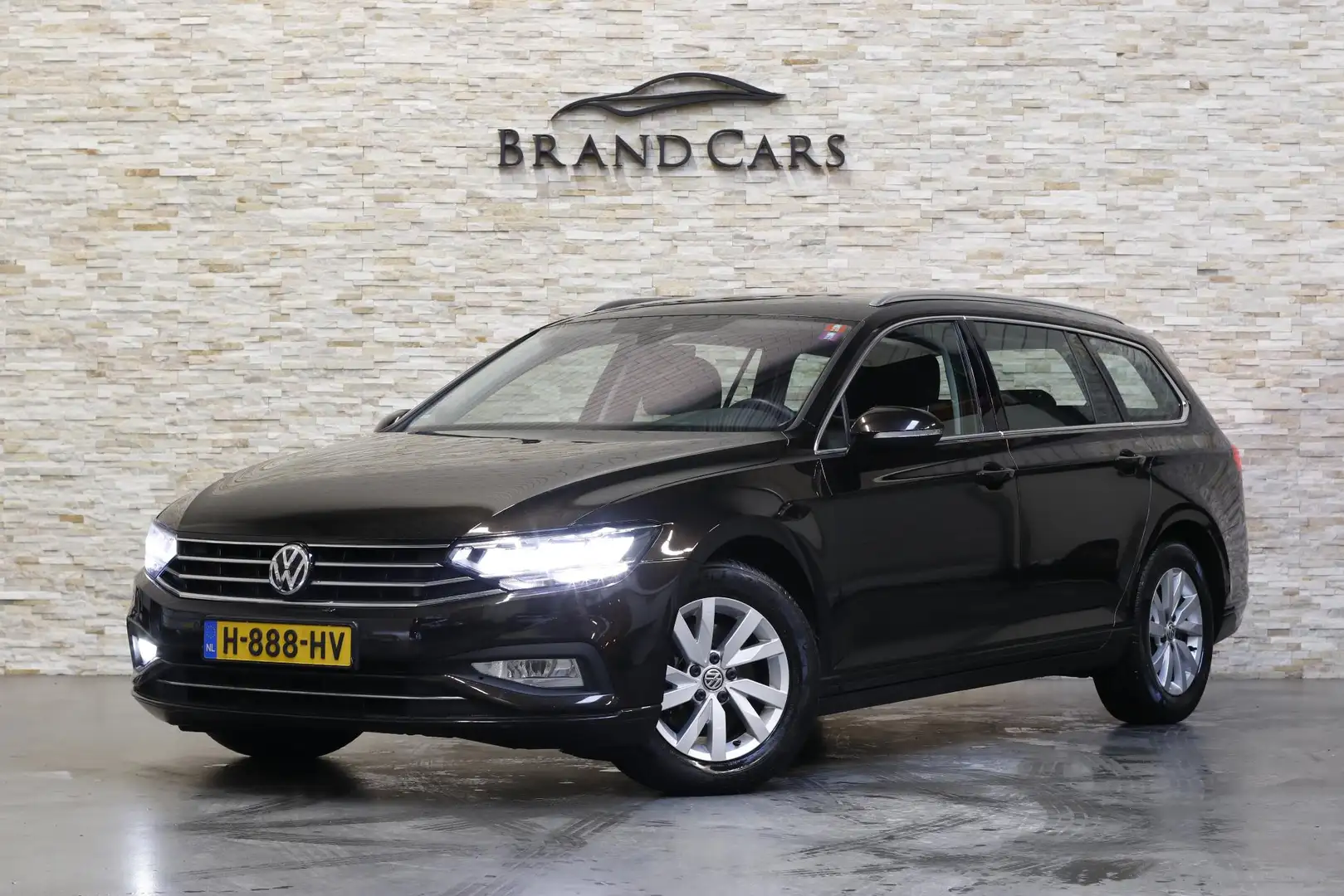 Volkswagen Passat Variant 1.5 TSI Comfort Business | NAP | 1E EIGENAAR | DEA Bruin - 1
