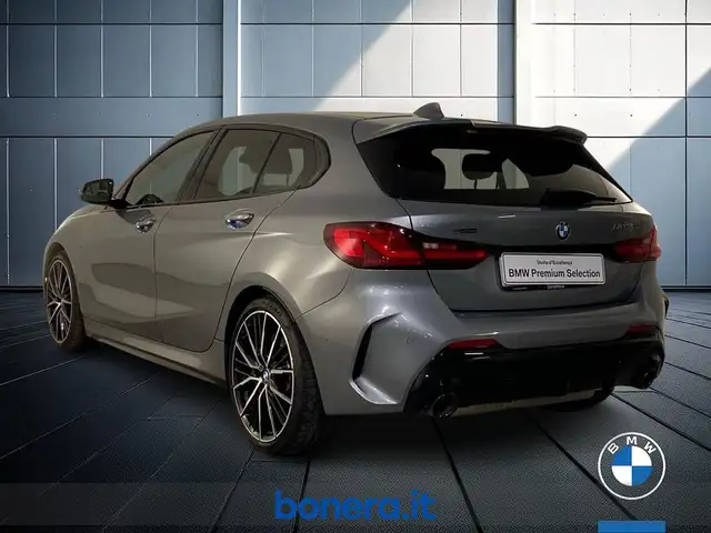 BMW M view 8