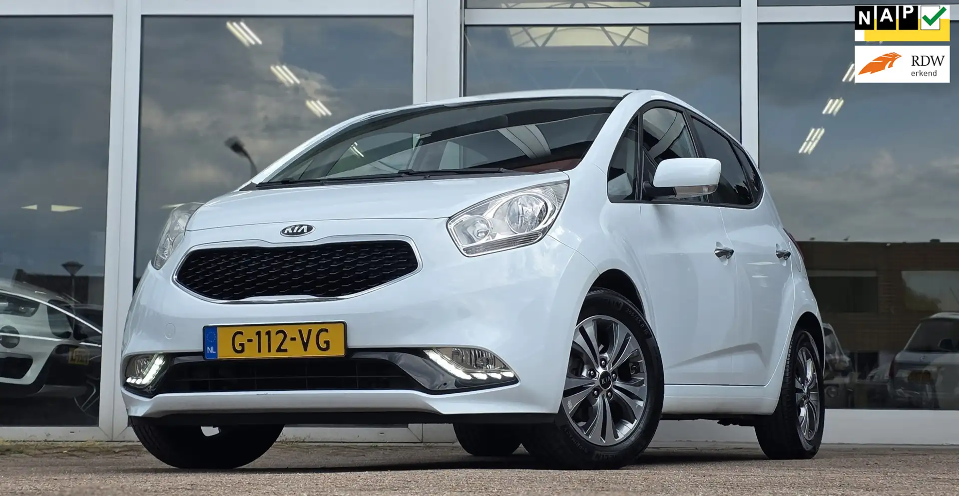 Kia Venga 1.6 CVVT ExecutiveLine Trekhaak Led Camera Navi Mo Wit - 1