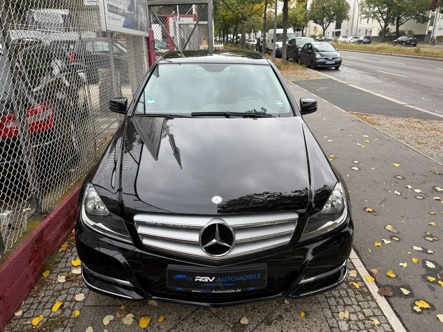 Mercedes-Benz C 220 CDI BlueEFFICIENCY 7G-TRONIC "Avantgarde" Schwarz - 2