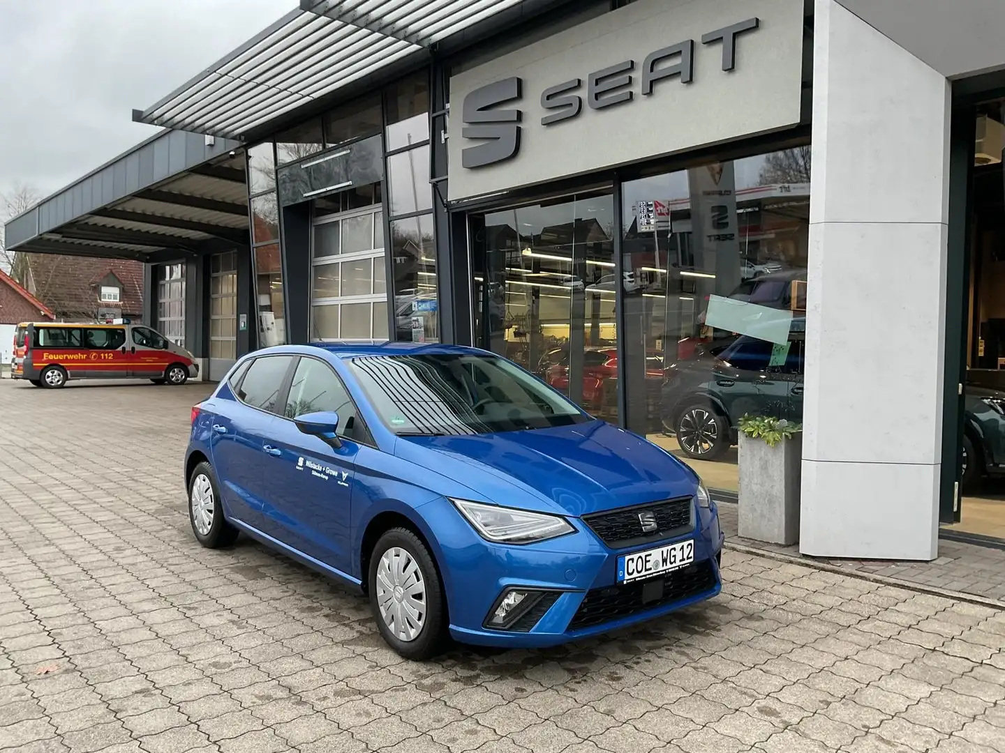 SEAT Ibiza 1.0 TSI Style Edition 116 PS - Navi - ACC Blau - 1