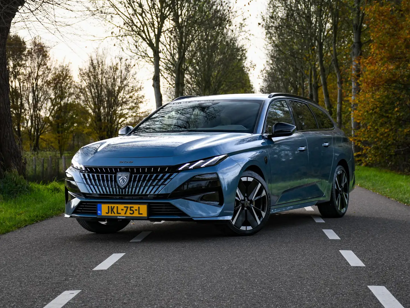 Peugeot 308 SW GT 1.6 PHEV 195pk Automaat MASSAGE | 19''LM | D Bleu - 2