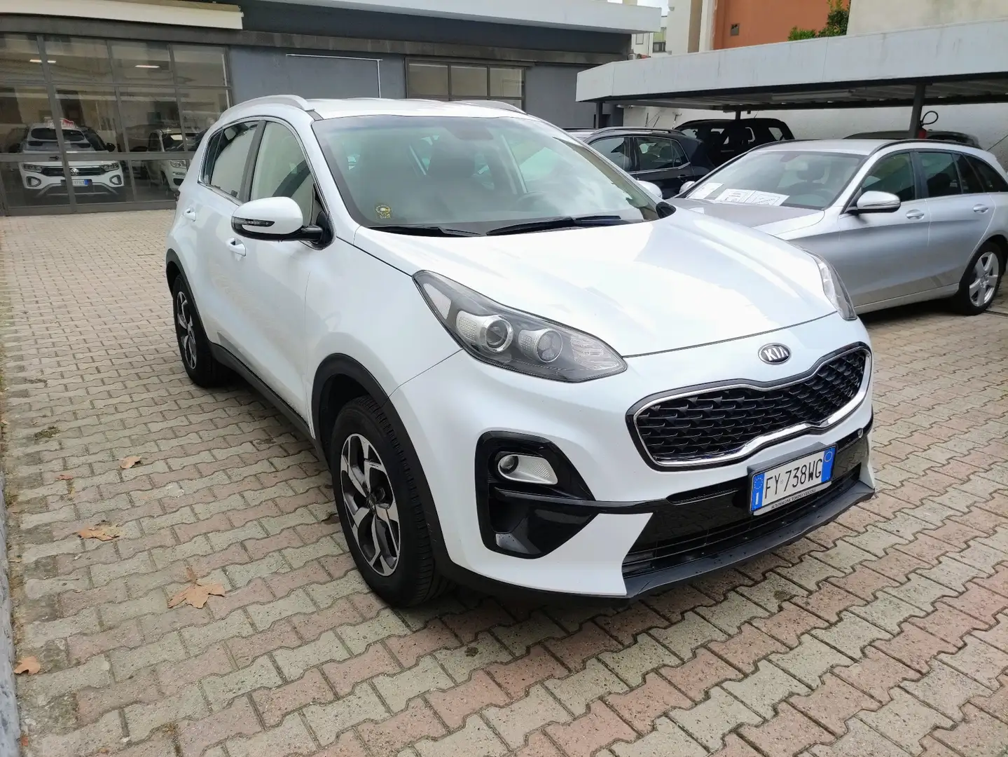 Kia Sportage 1.6 ecogpl Business Class 2wd 126cv Bianco - 2