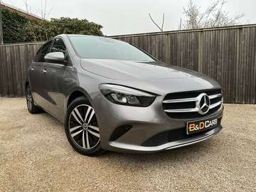 e PHEV FULL-LED/17"/CAM/CRUISE/ZETELVERW.