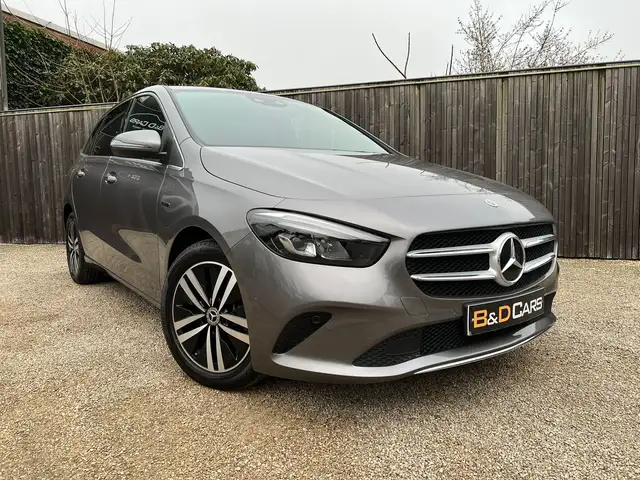Mercedes-Benz B 250 e PHEV FULL-LED/17"/CAM/CRUISE/ZETELVERW.