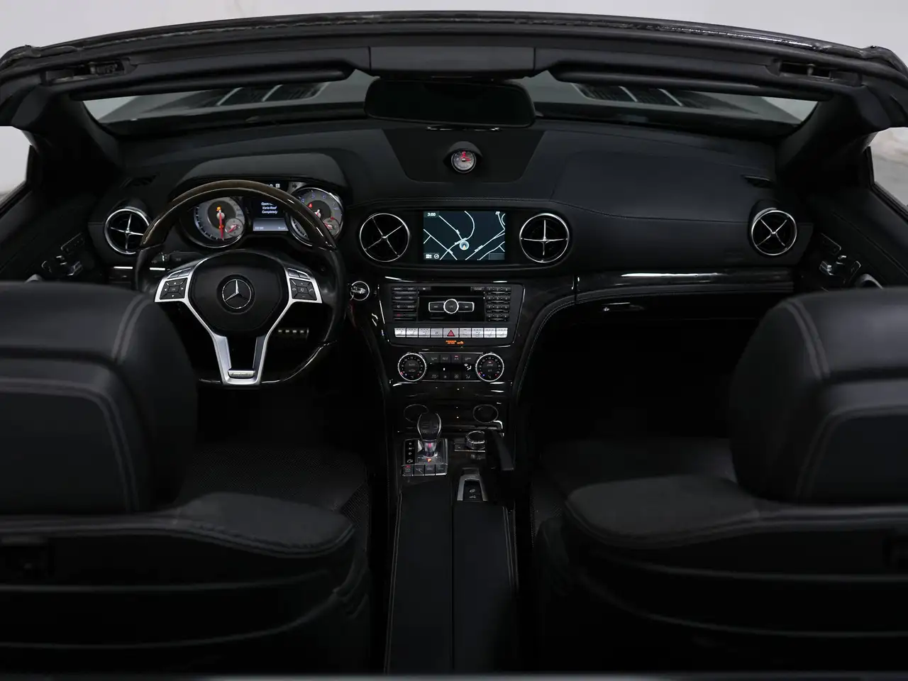 Mercedes-Benz SL снимка Mercedes-Benz SL