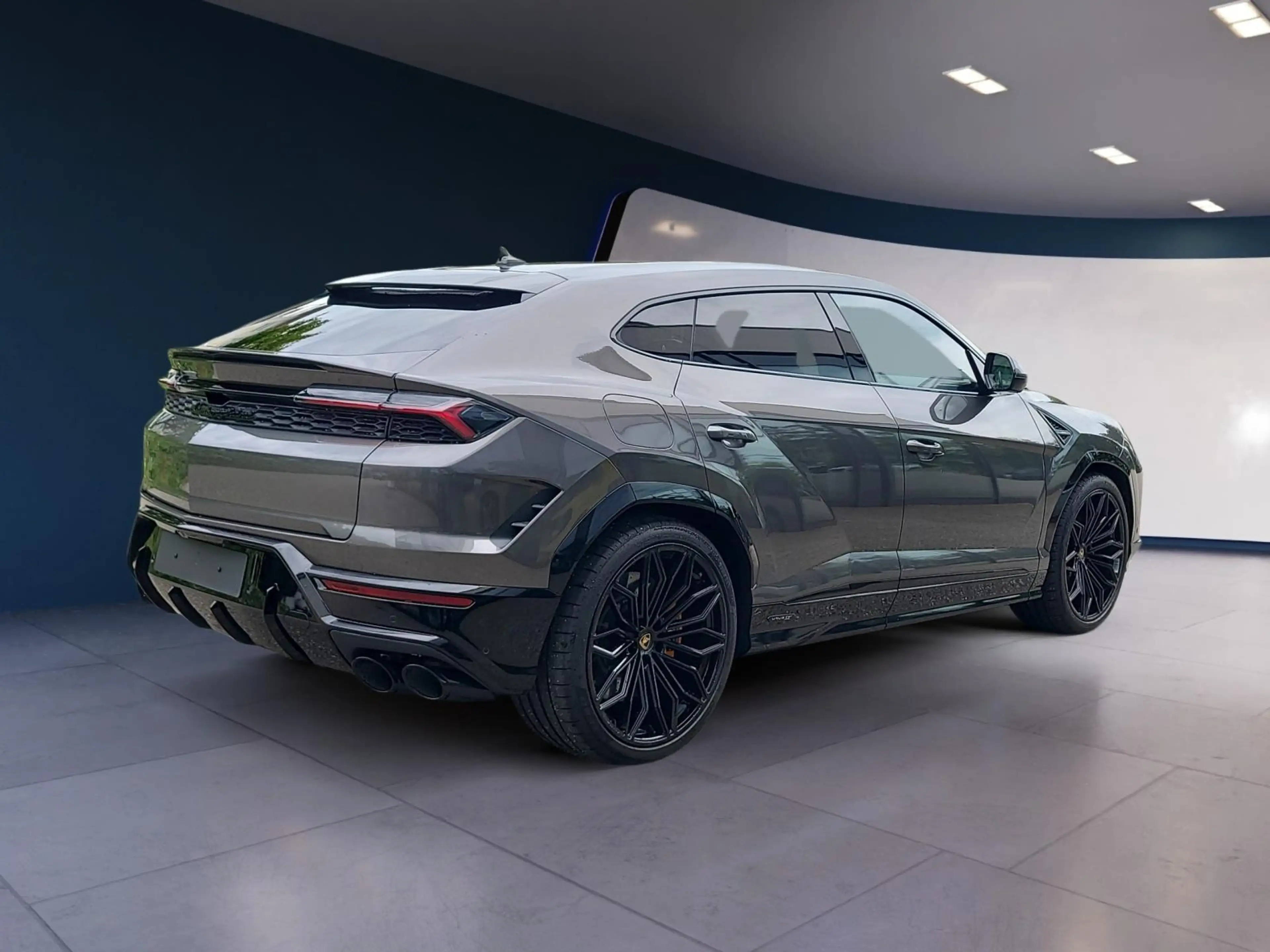 Lamborghini Urus SE ANIMA B&O ParkAssist 23"Rims — photo 6