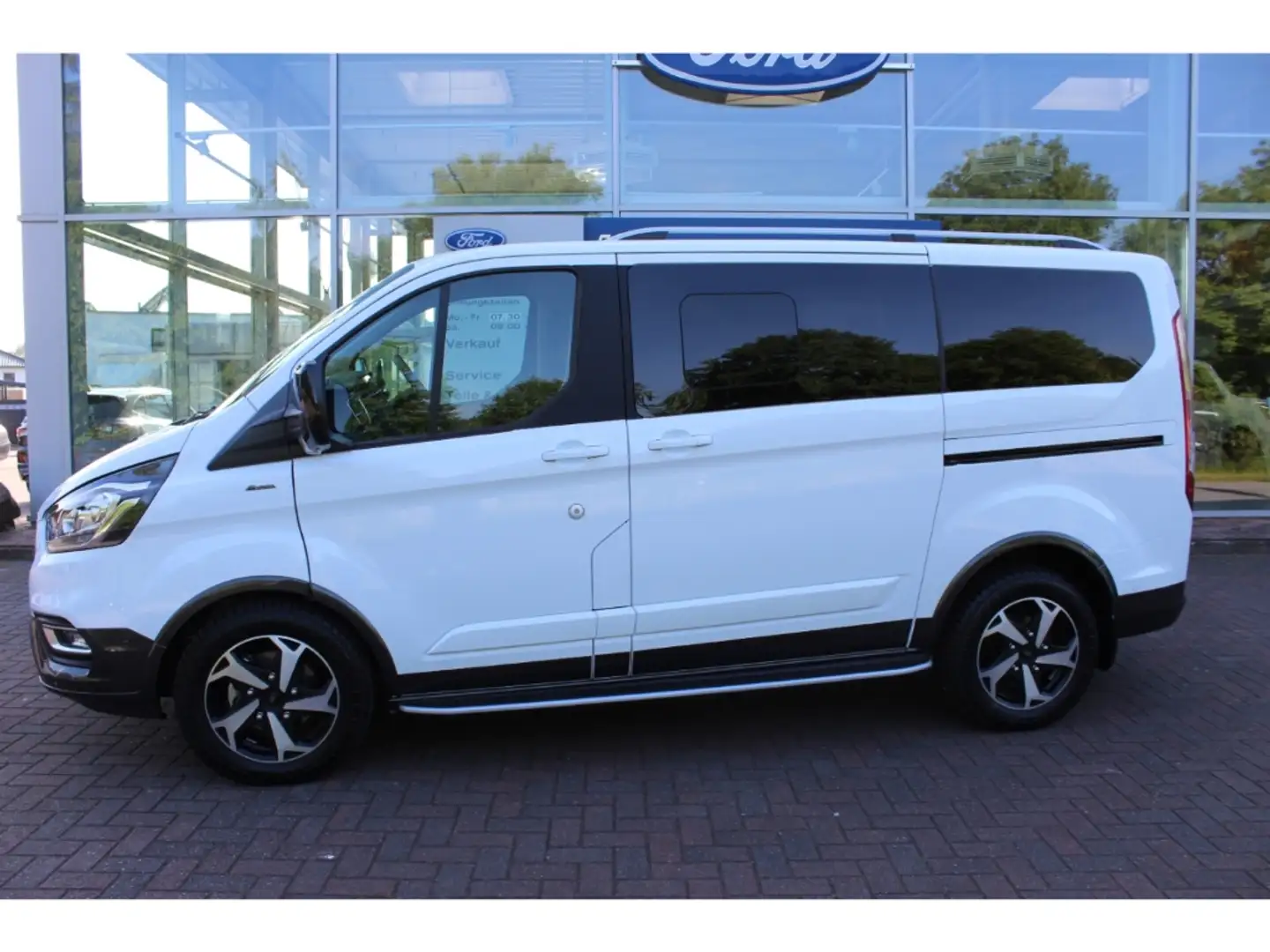 Ford Tourneo Custom 320 L1 ACTIVE AUTOMATIK, NAVI, ACC, STHZG, AHK, GJ Weiß - 2