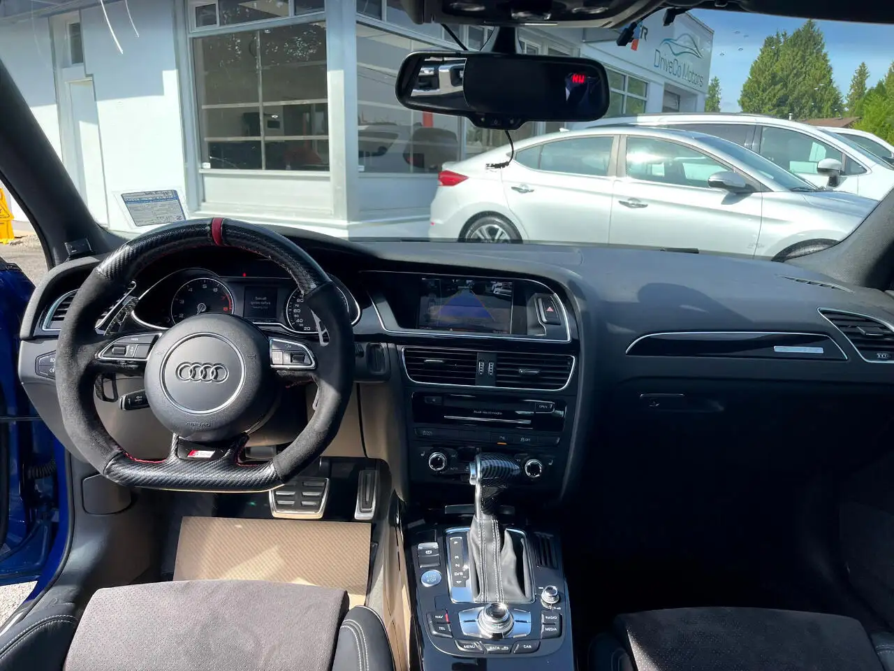 Audi A4 снимка Audi A4