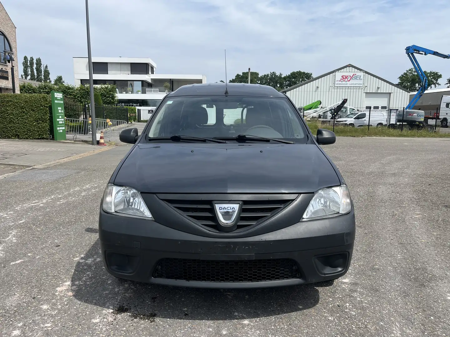 Dacia Logan MCV dCi utilitaire Gris - 2