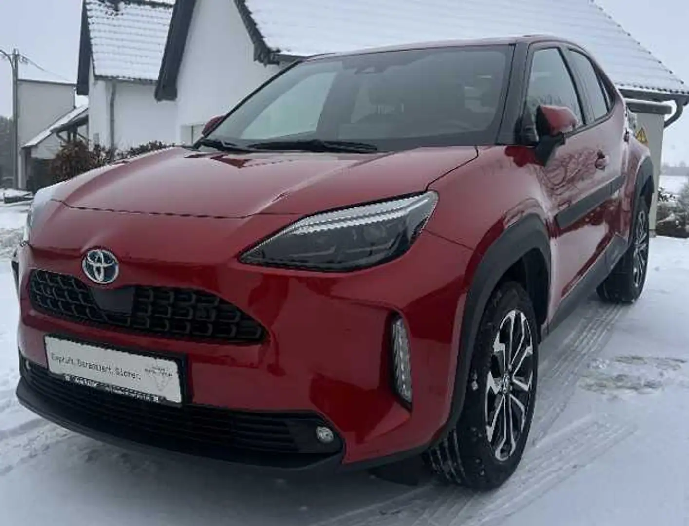 Toyota Yaris Cross HYBRID 1.5 Rouge - 1