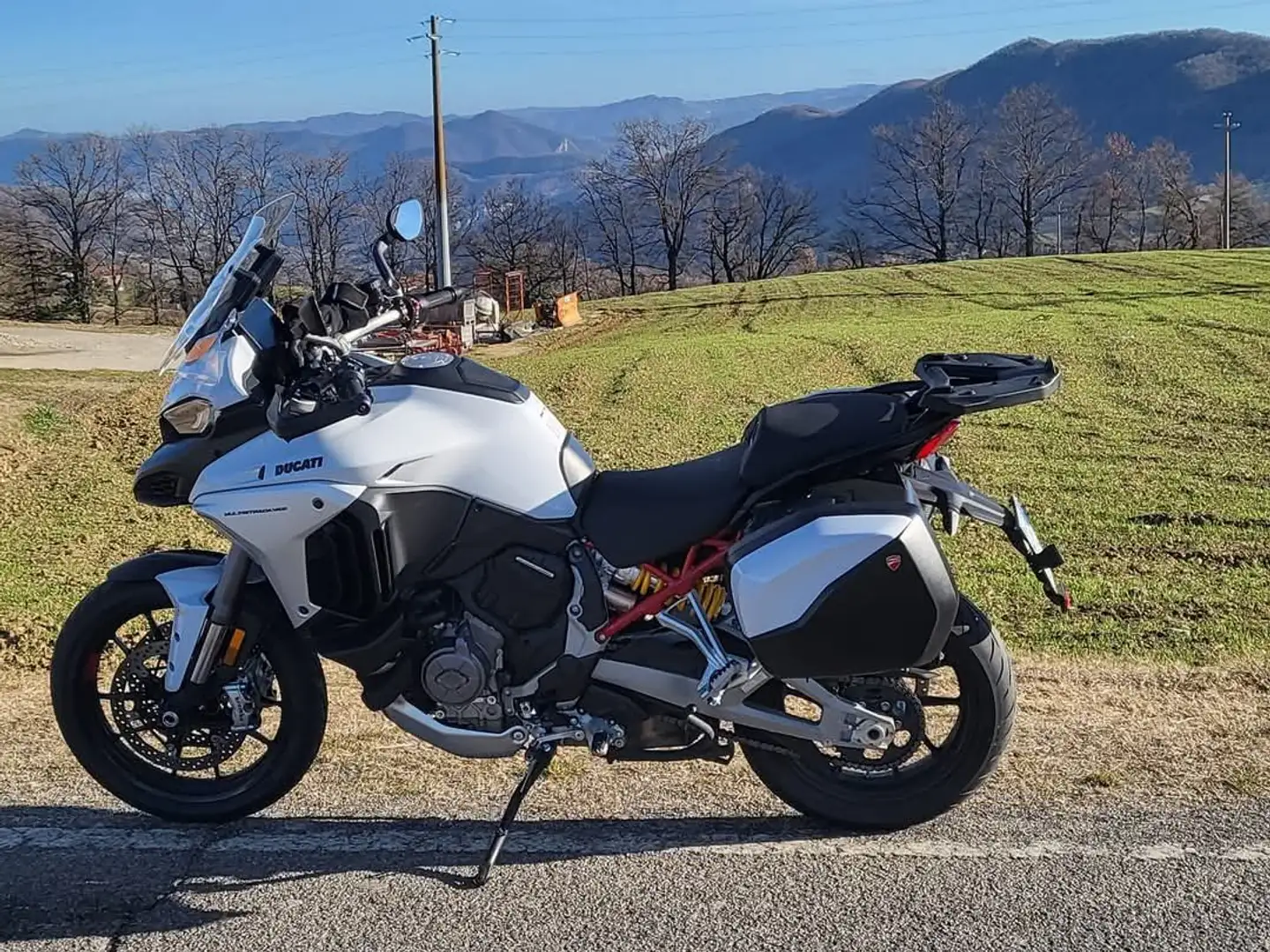 Ducati Multistrada V4 S Travel  radar Bianco - 2