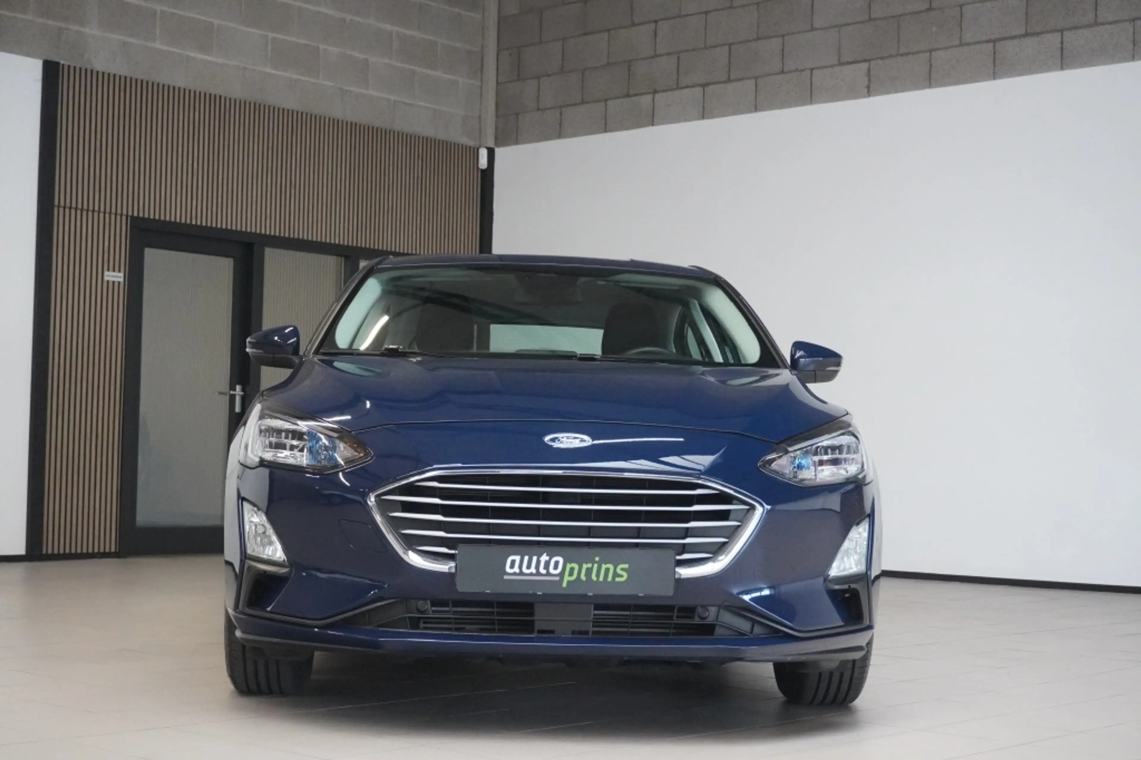 Ford Focus 1.0 EcoB. Tr Ed. bns|Carplay|Android|Camera — photo 2