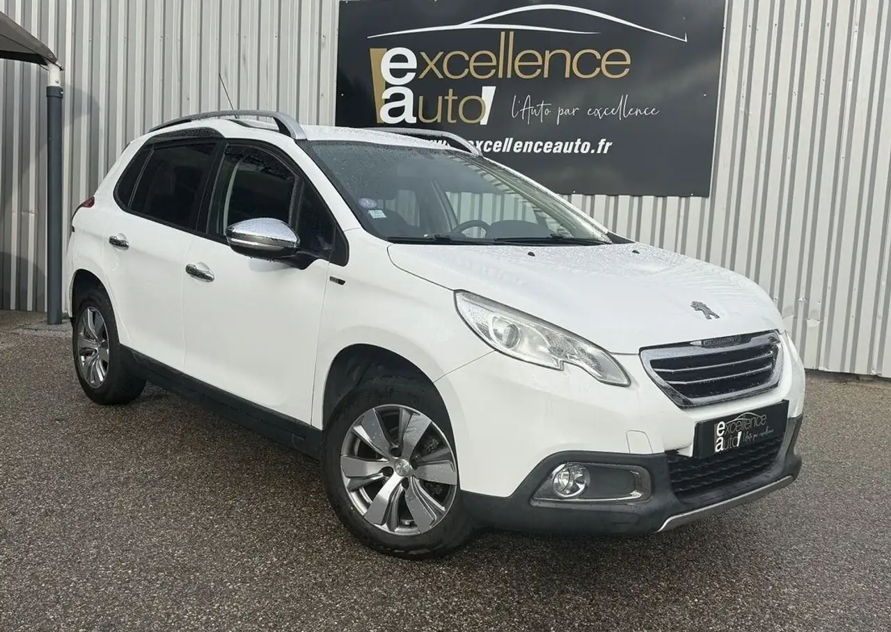 Peugeot 2008 1.2 PURETECH 82CH STYLE